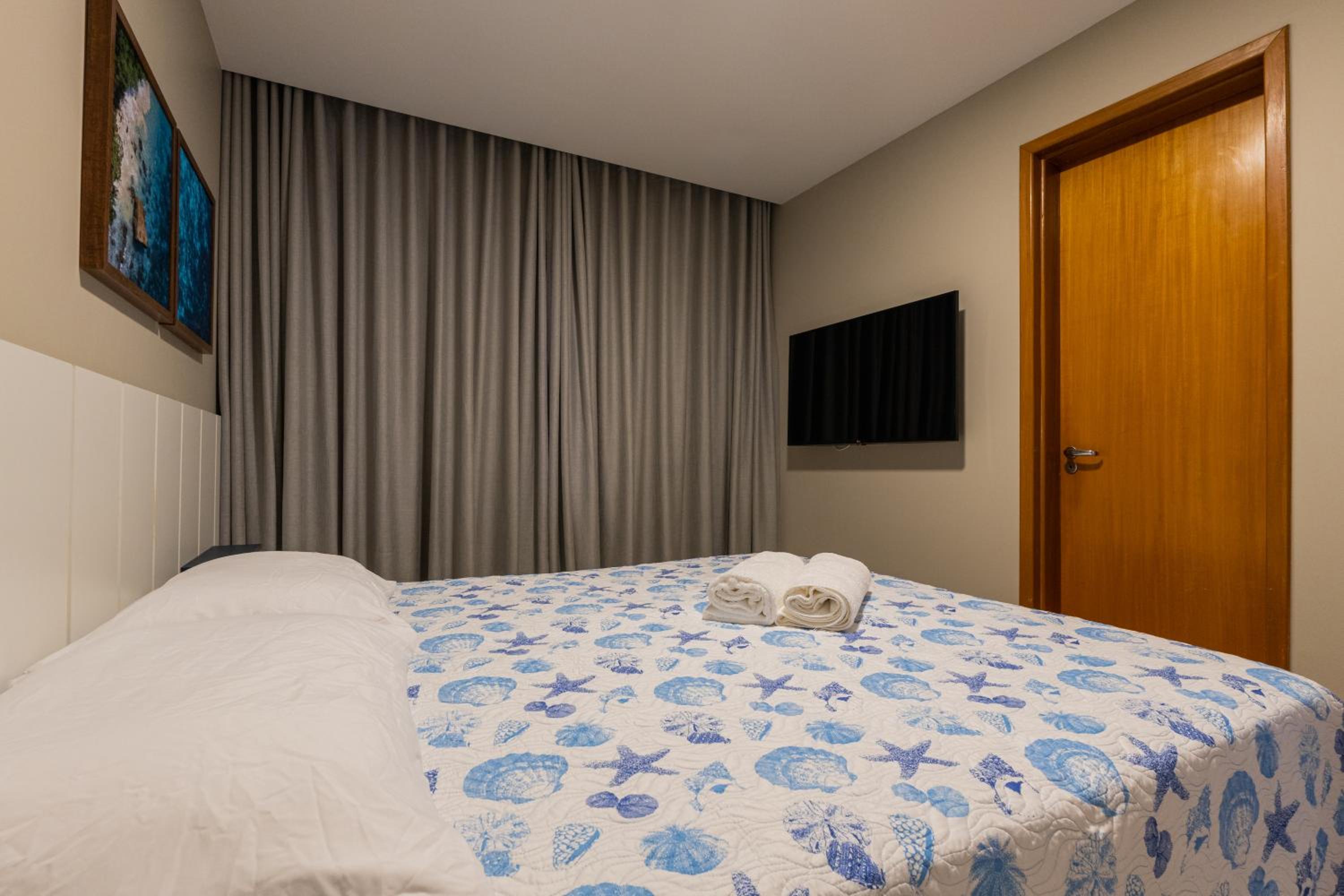 Apartment in Guarajuba with 2 Comfortable Suites.