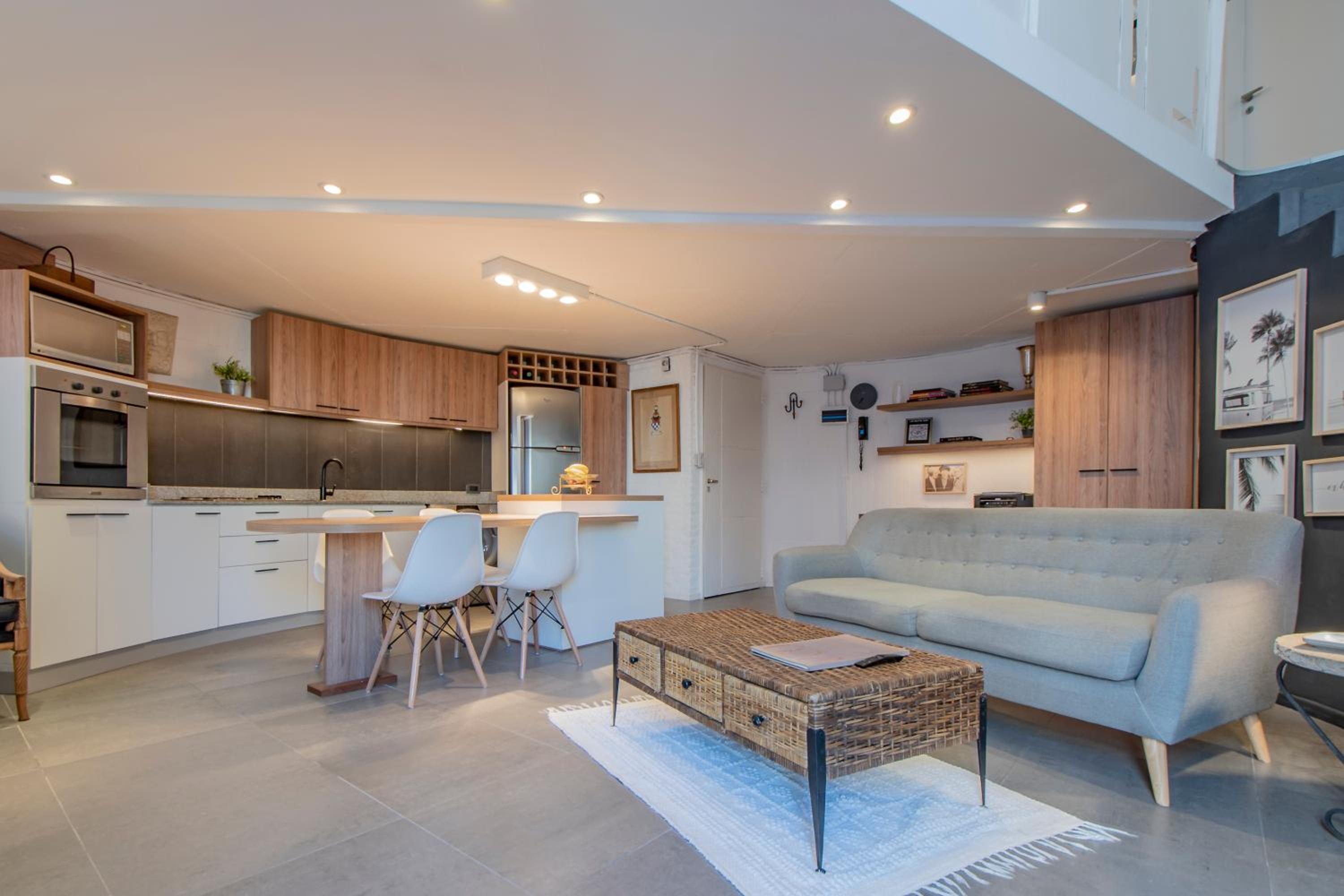 A Palemro Hollywood Loft Premium