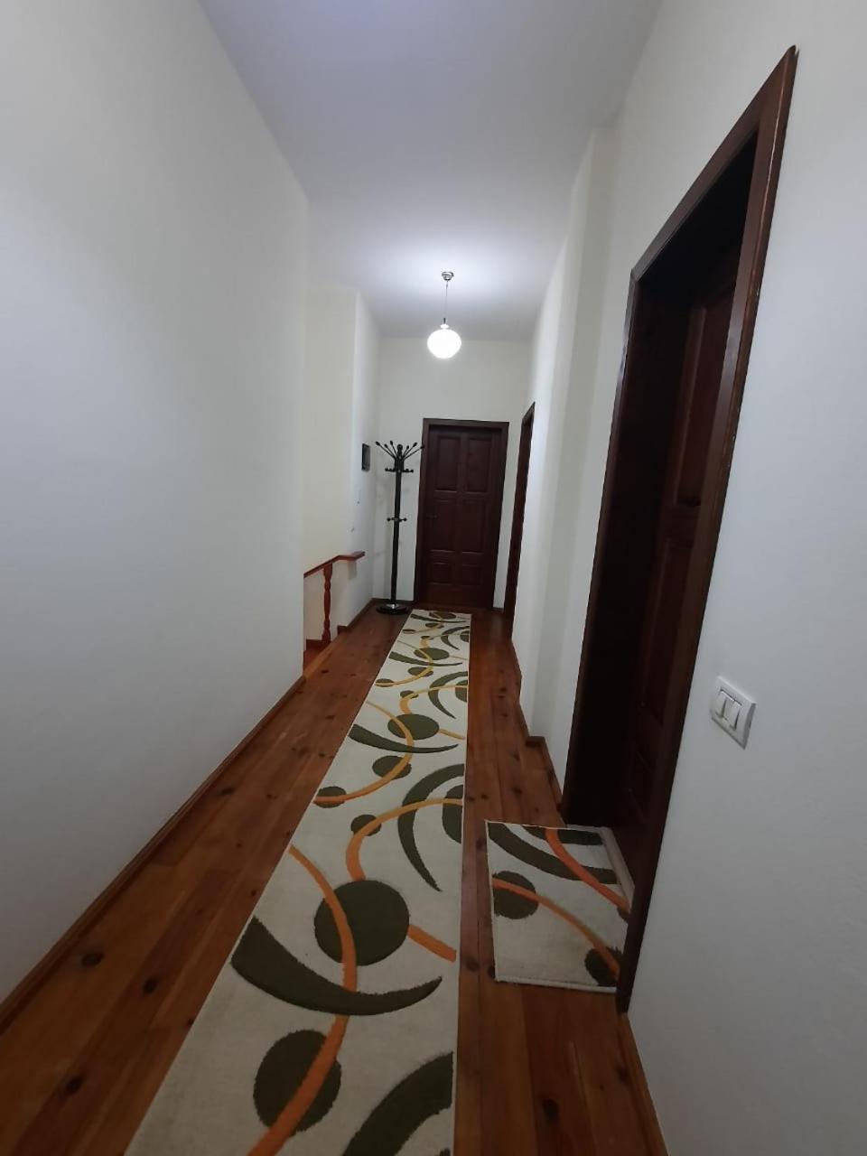 Guesthouse Ndroq