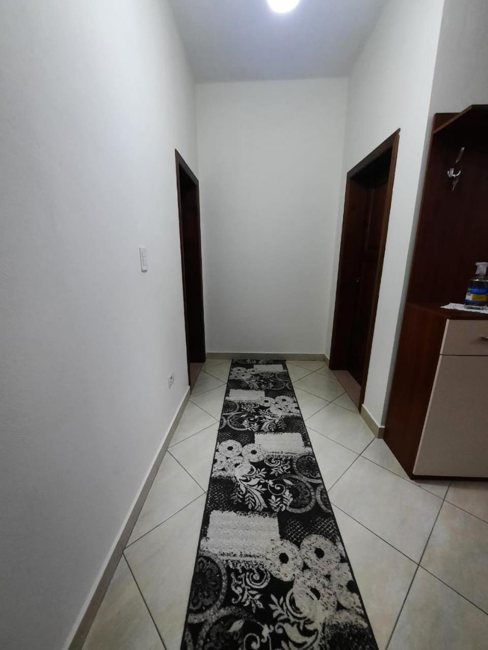 Guesthouse Ndroq