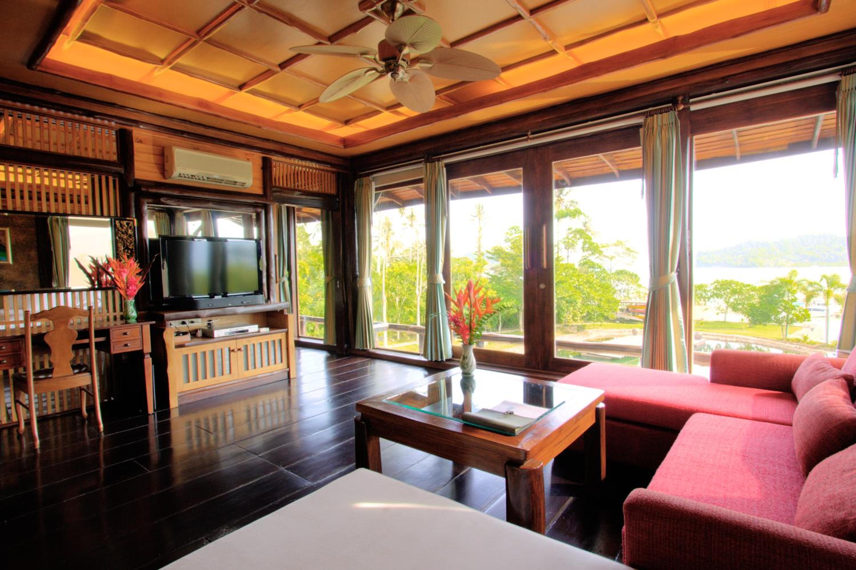Parama Koh Chang