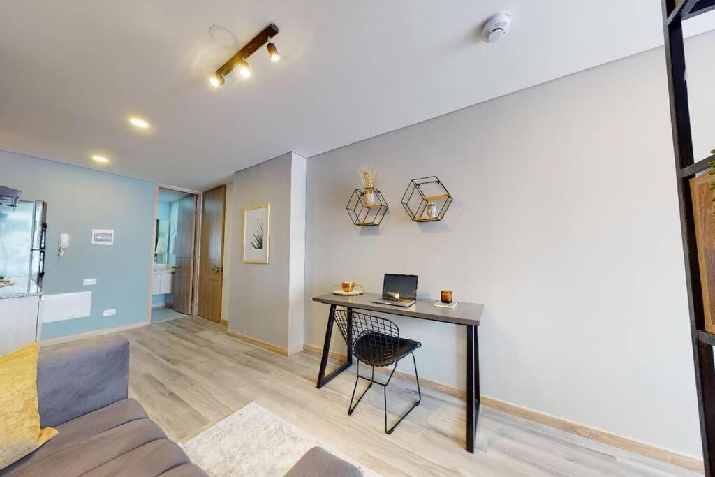 Living at Cabrera 85th