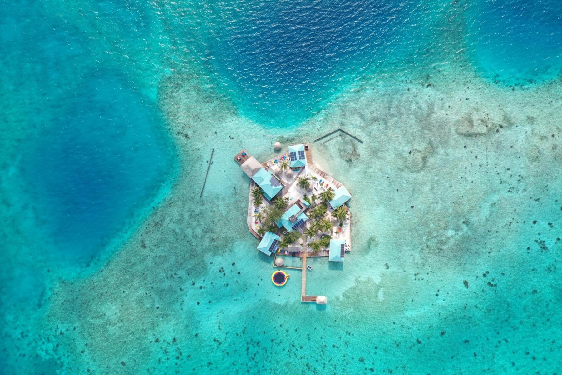 Placencia Sailing Catamaran Day Charter « Gingembre »