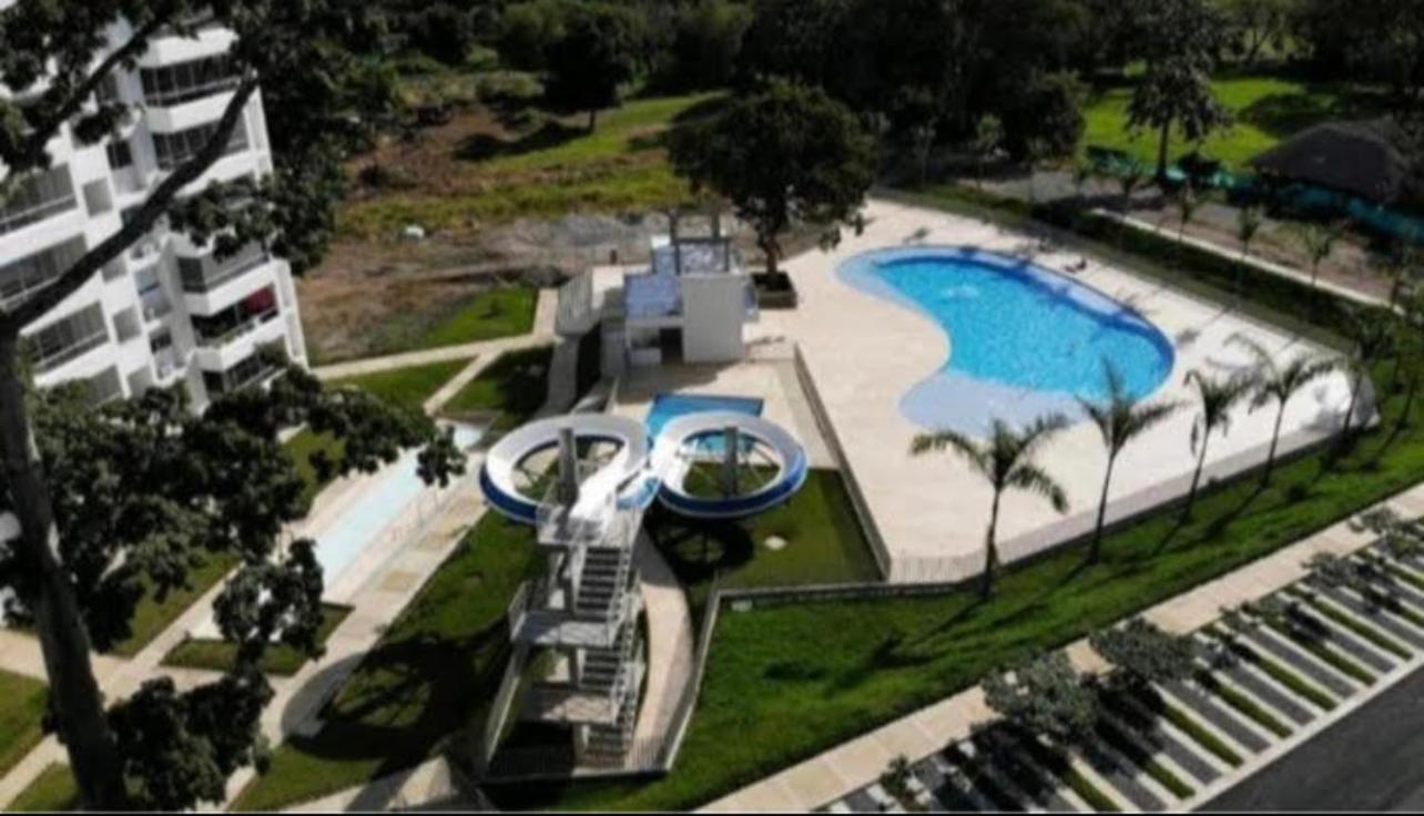 occidente colonial santa fe de Antioquia tipo resort Aparta sol tobogán kanaloa parque acuático