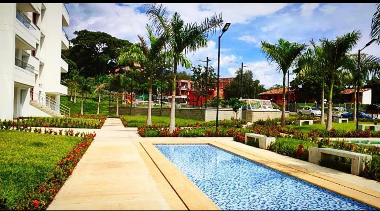 occidente colonial santa fe de Antioquia tipo resort Aparta sol tobogán kanaloa parque acuático