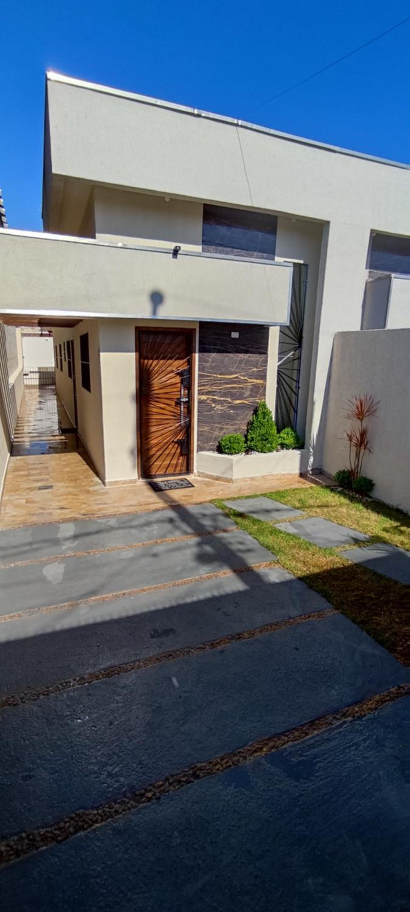 A Casa Linda Com Piscina Aquecida churrasqueira wifi pertinho da praia em Itanhaém