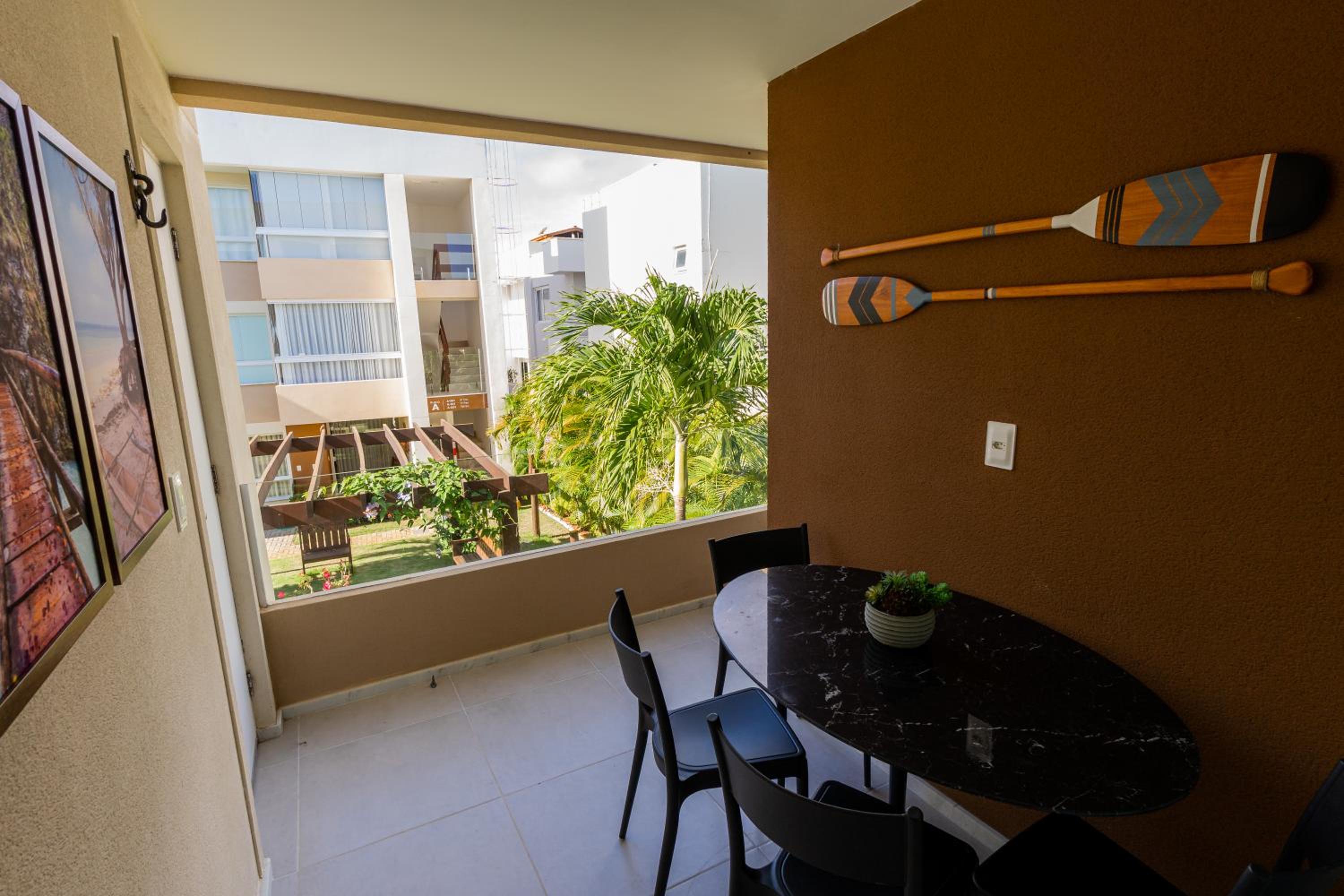 Apartment in Guarajuba with 2 Comfortable Suites.
