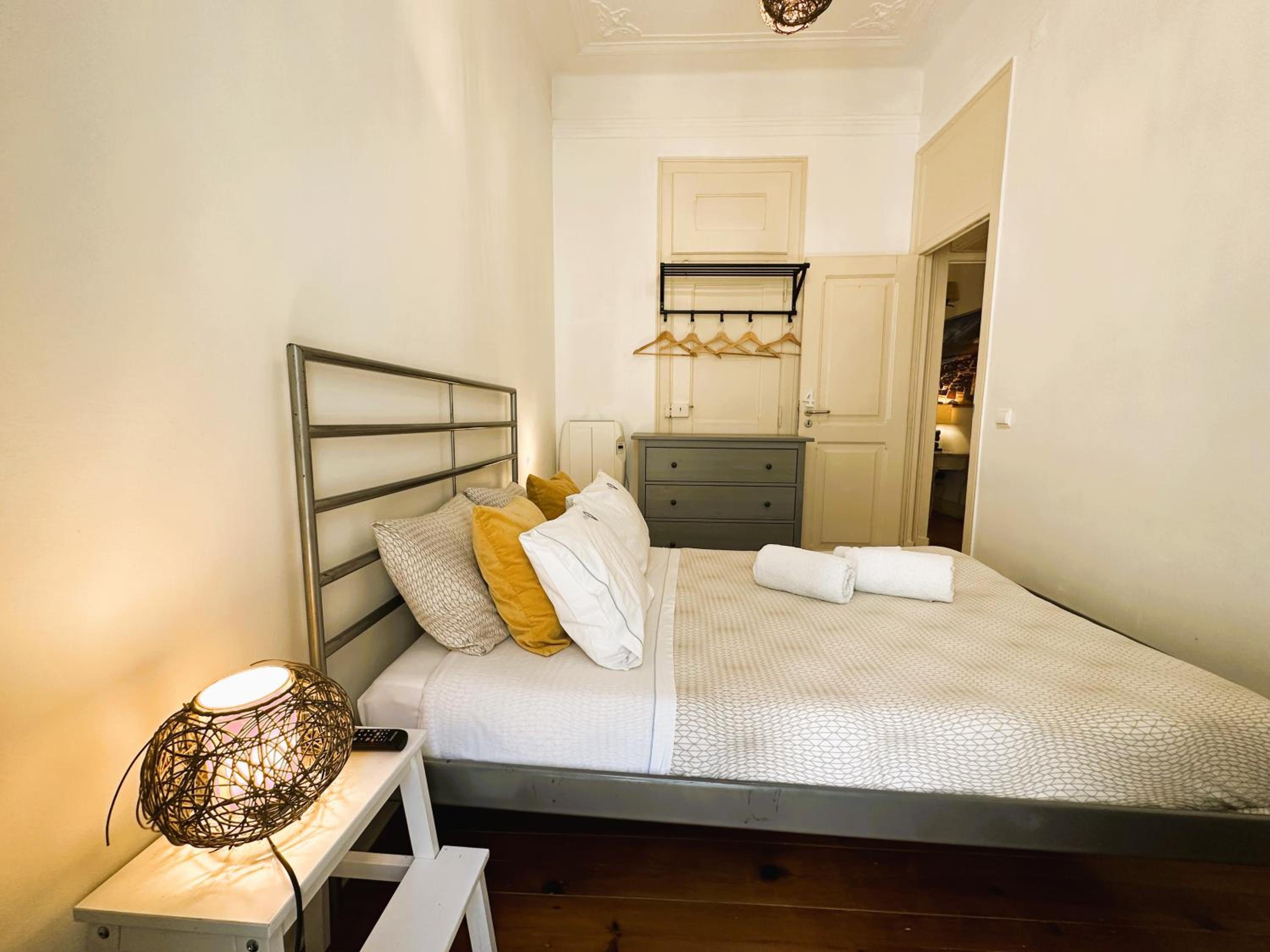 Estrela Charming Rooms by HOST-POINT