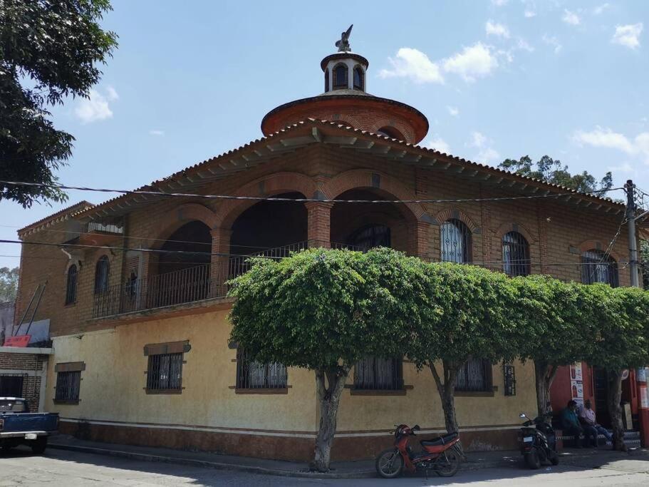 Hermosa casa de adobe en Tepoztlán view 4