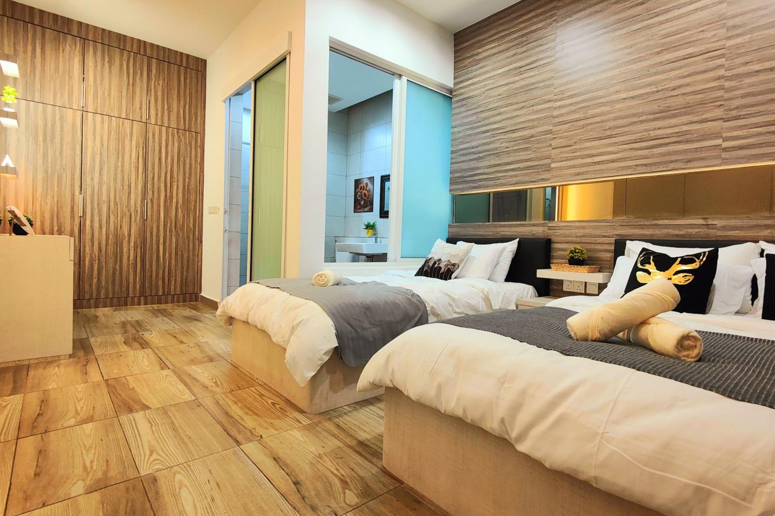 Ipoh City Modern Homestay Octagon 5-6 pax Apartment Suite Free Parking by City Home Empire photo 1