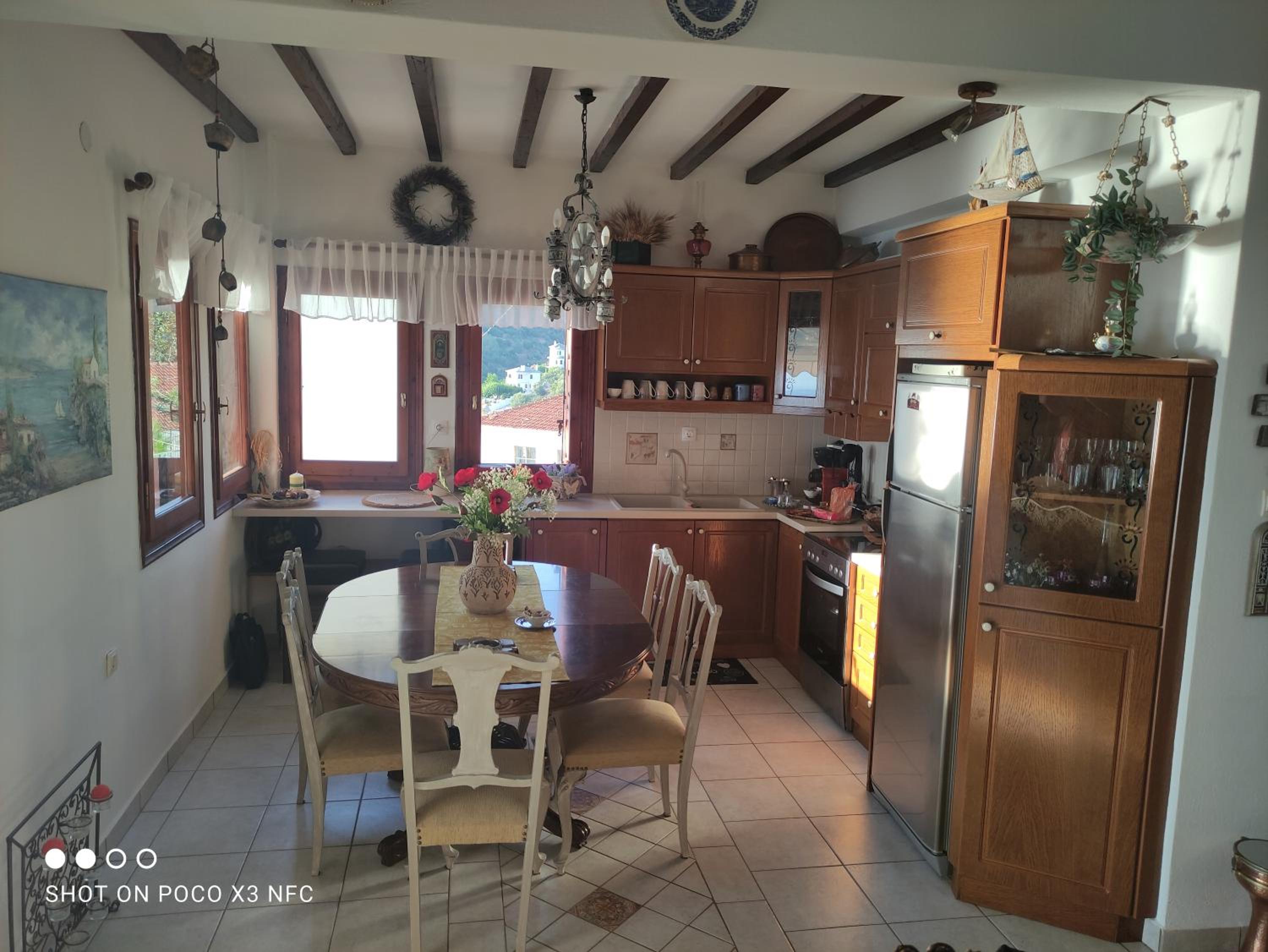 MESONISI maisonette