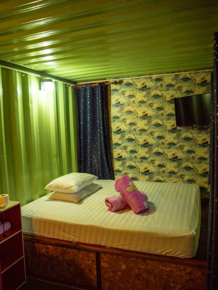 Beach Box Resort at Rimlay Rayong view 4