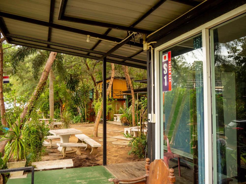 Beach Box Resort at Rimlay Rayong view 3