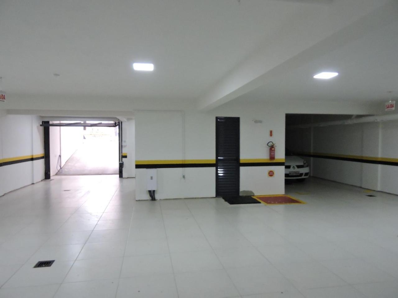 Apart de luxo 3 suites 2 vagas de garagem e quadra do mar