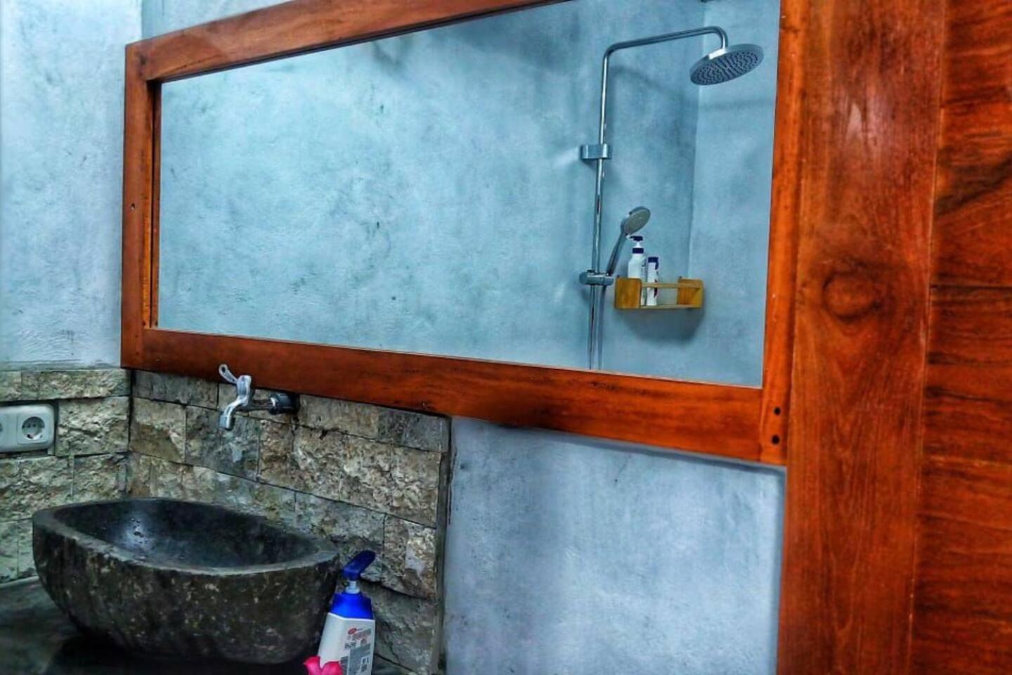 triangle cottage bali
