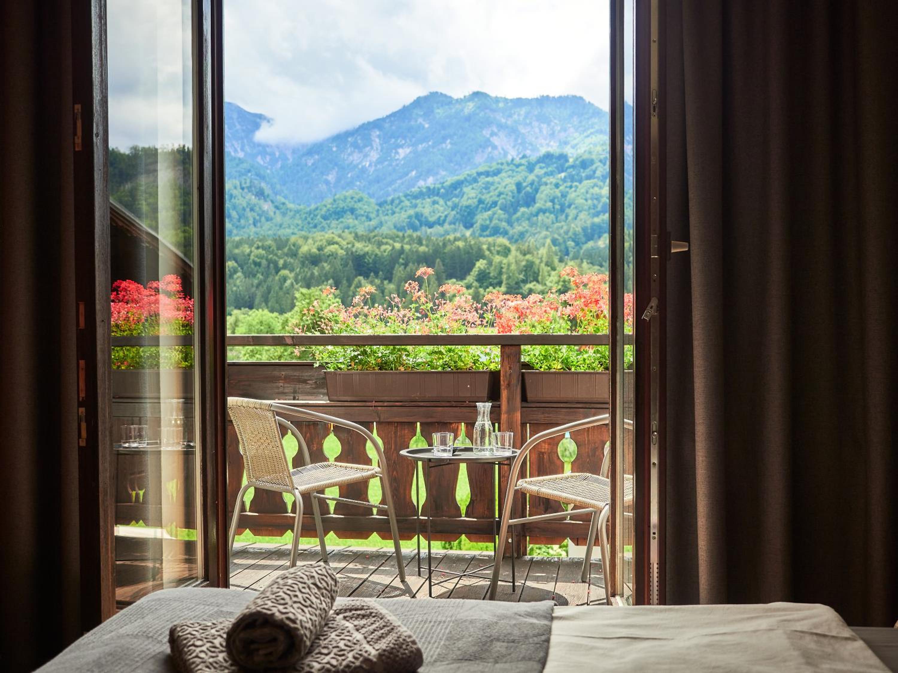 Jeff's - Rooms with a mountain view