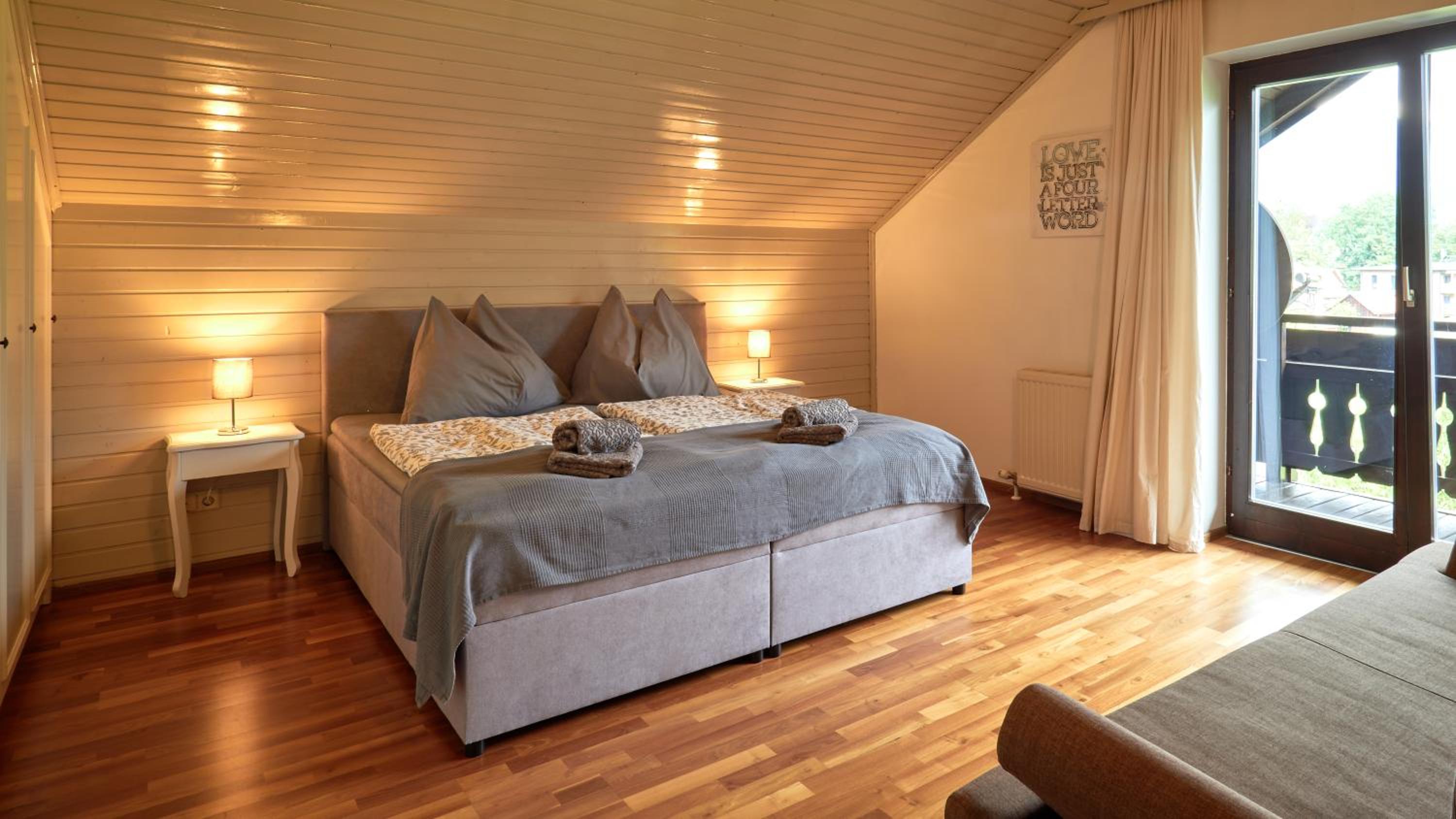 Jeff's - Rooms with a mountain view