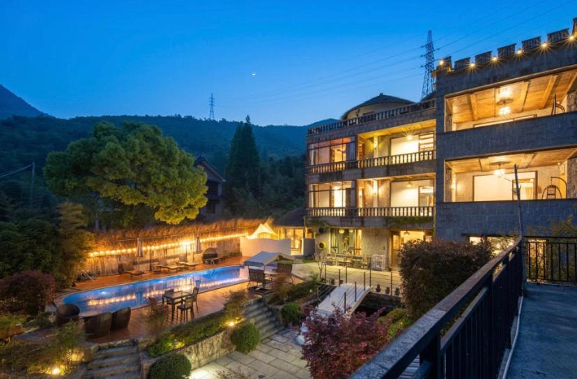 Hotel Moganshan 107 Courtyard B&B - Image 1