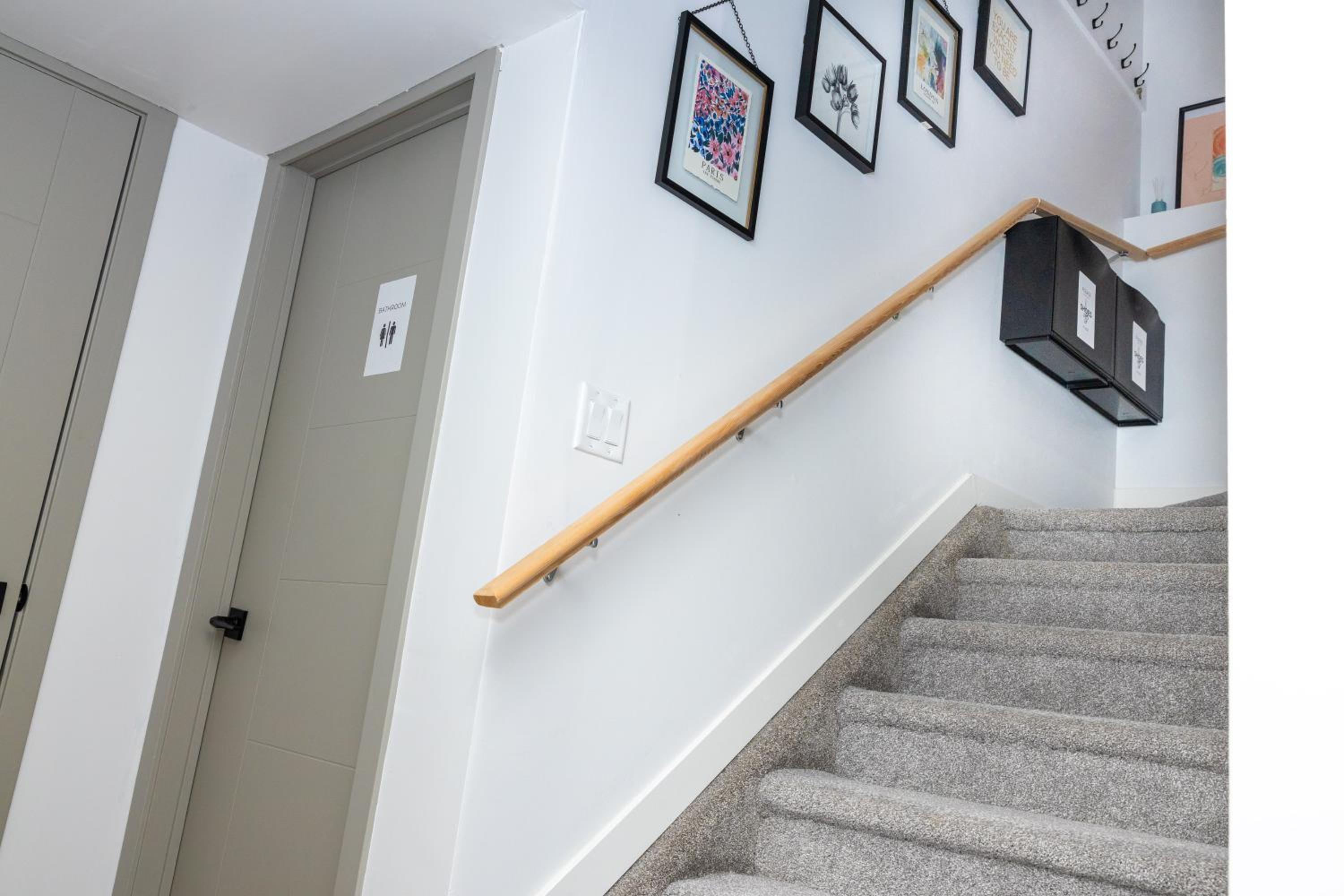 Leduc Vacations - Cozy 2BR Guest Suite in Leduc 12 Mins to YEG - Property Image 4