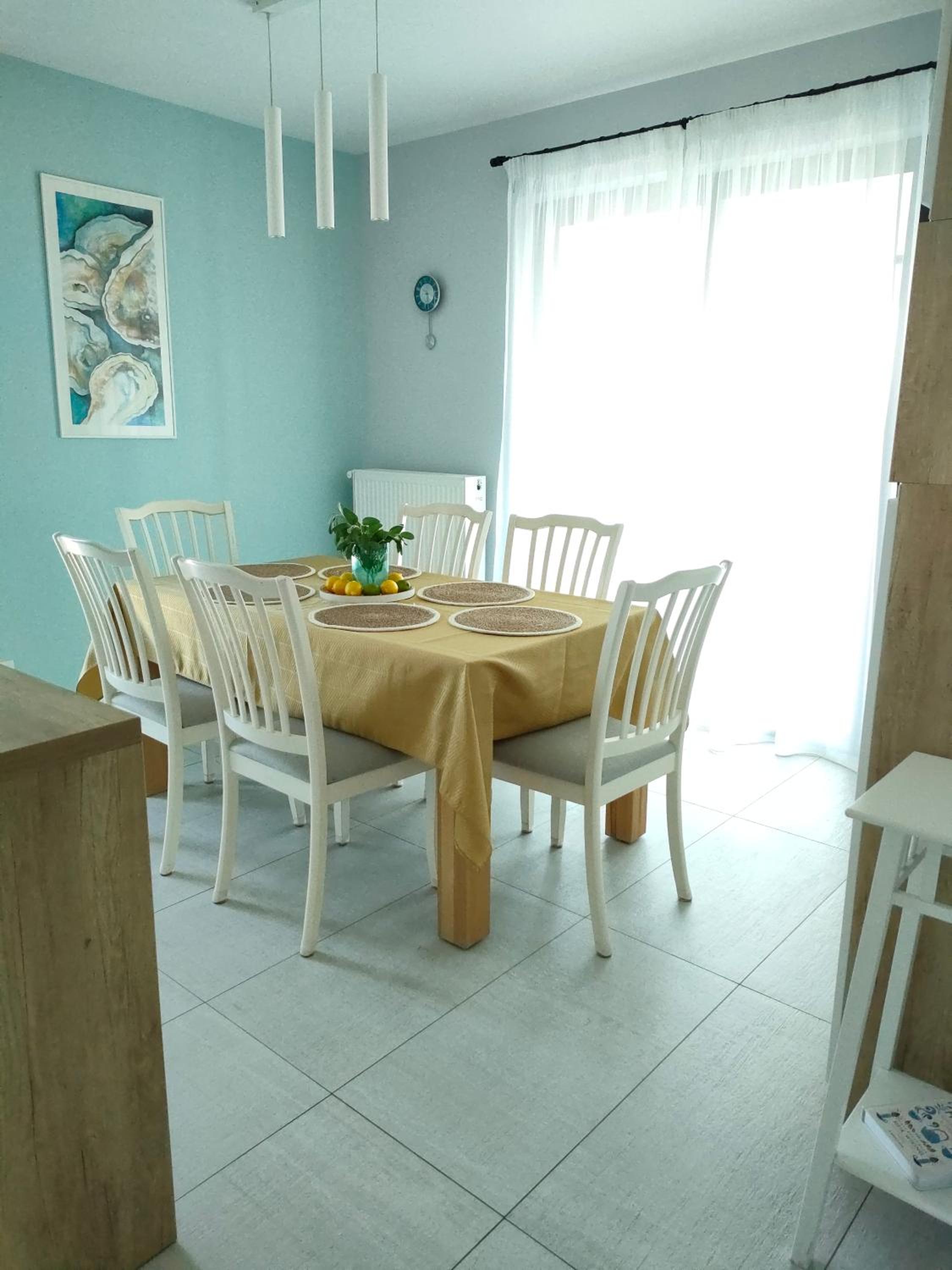 Luxury Top Floor 150sqm 3BR with View and Parking view 5