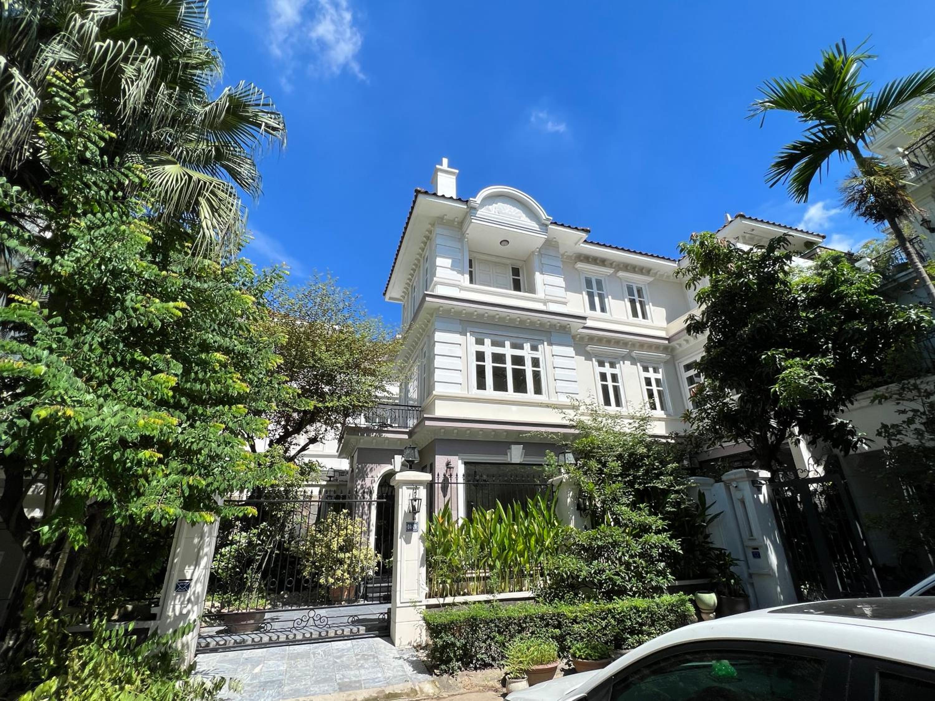 Perfect private villa and outdoor spa with garden 4 bedrooms