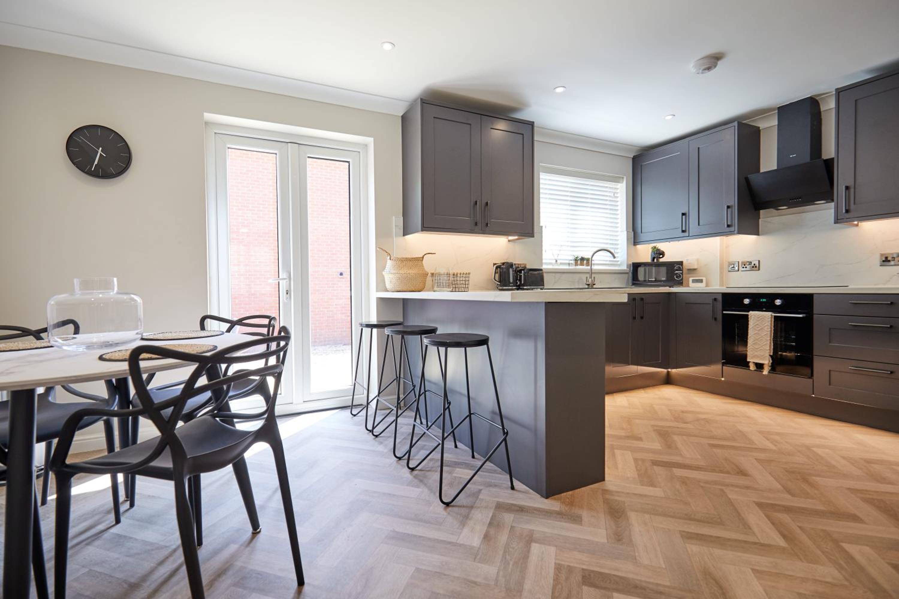 Norwich Home Ideal for Teams & Professionals view 4