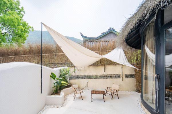 Moganshan 107 Courtyard B&B