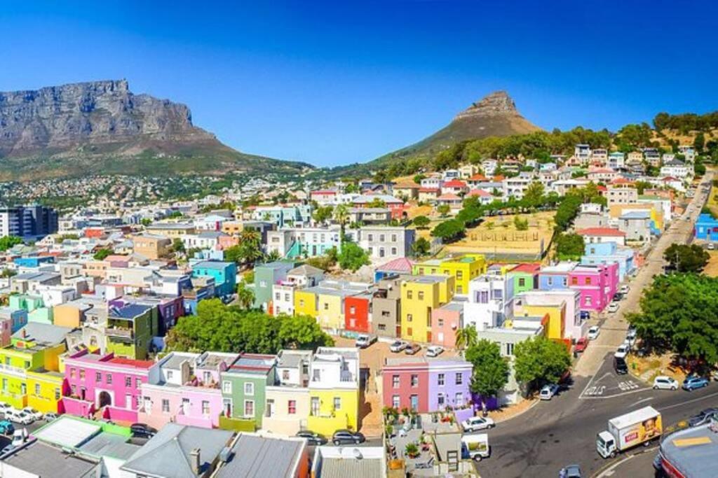 Deer Park Apartment CPT - With Sweeping Views view 3