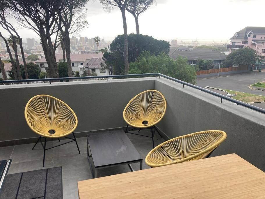 Deer Park Apartment CPT - With Sweeping Views view 4