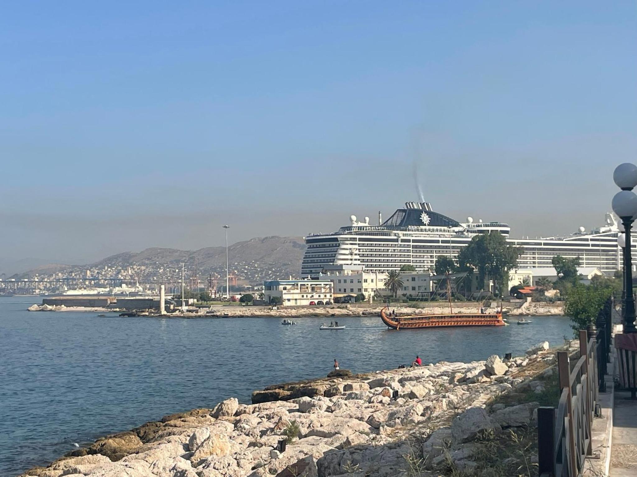 Piraiki Coastal Accommodation