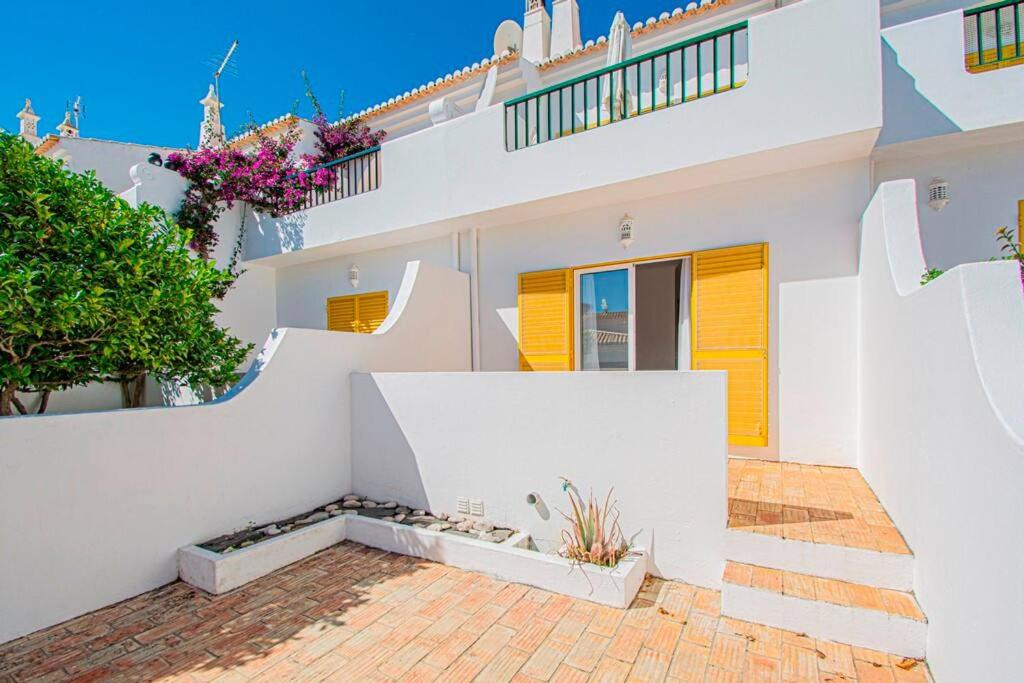 Casa Azure