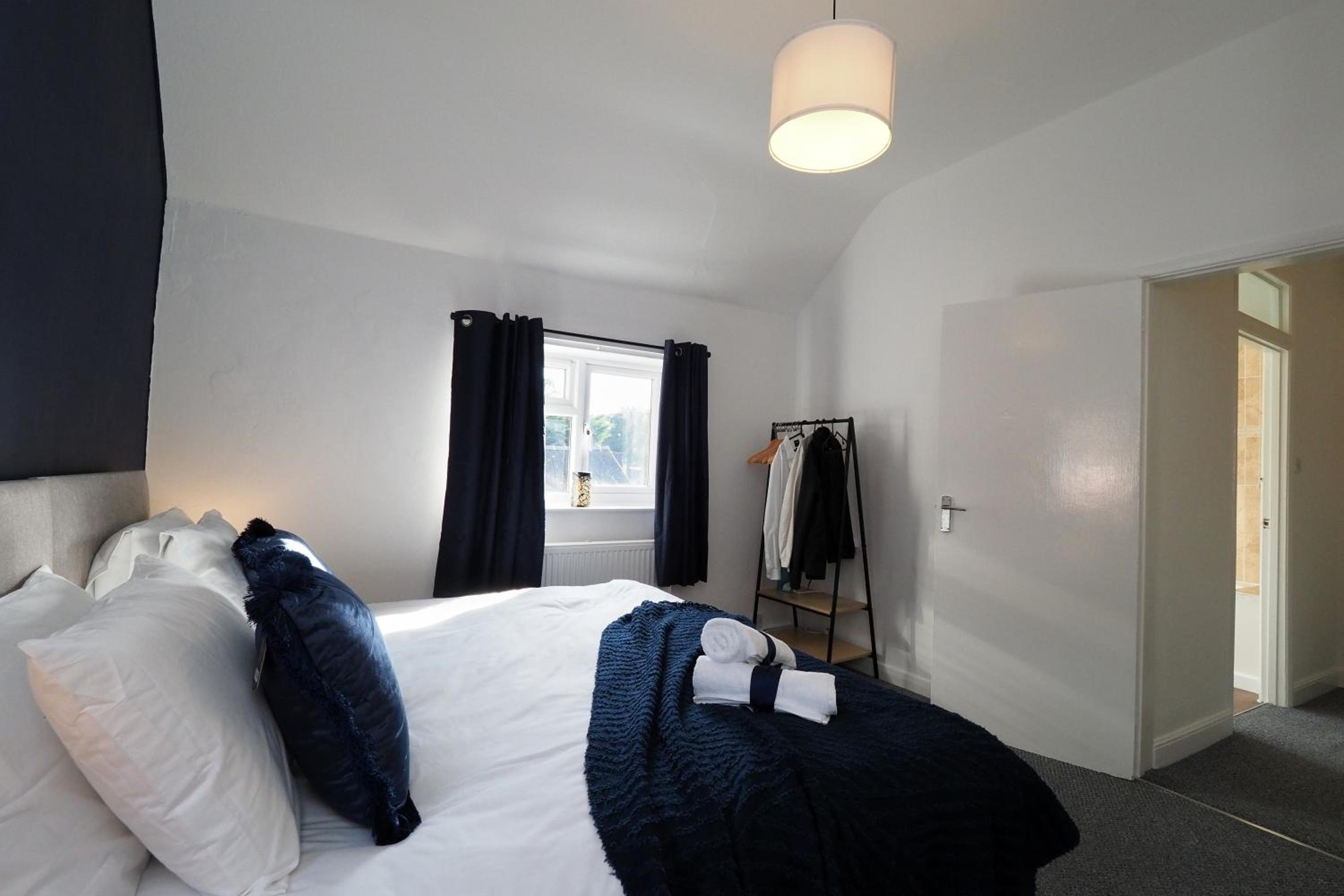 Home in Wellesbourne - Contractors - Families - Reduced Rates view 4