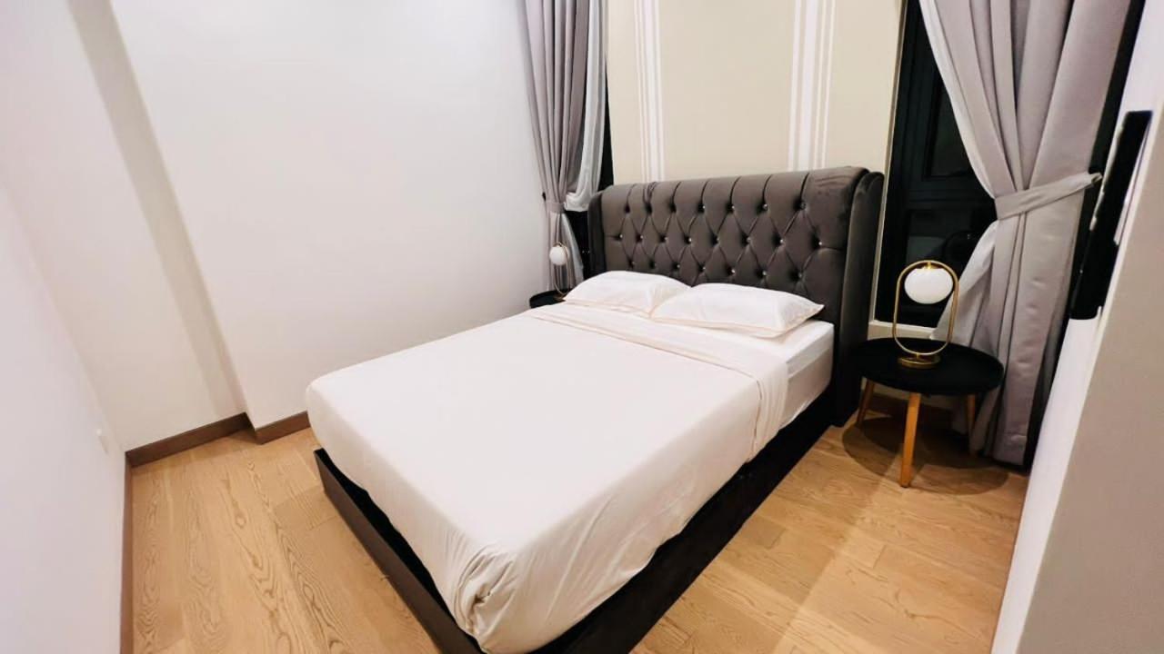 BBCC APARTMENT AT LUCENTIA 2