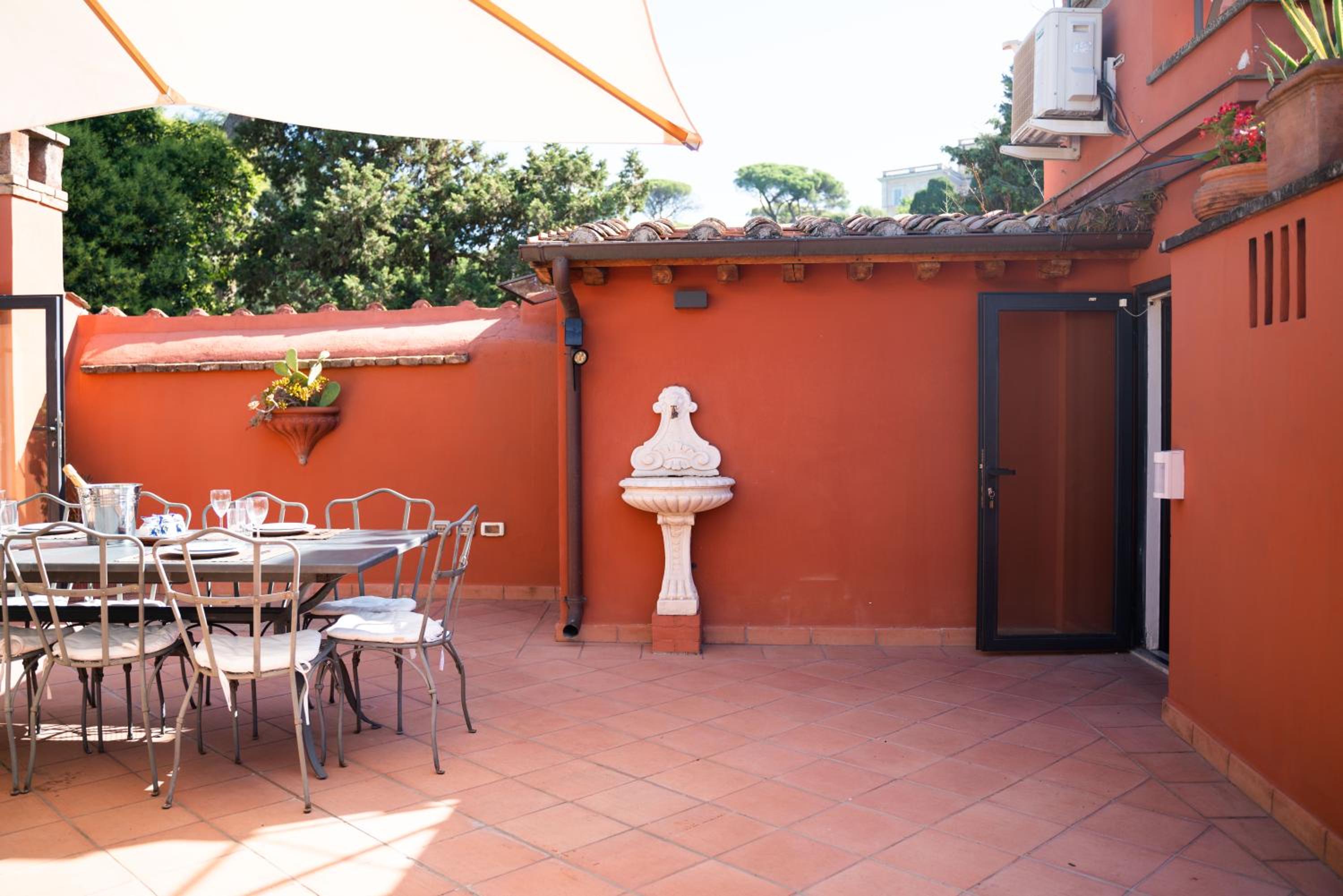 Villa Terme di Caracalla with private Swimming Pool