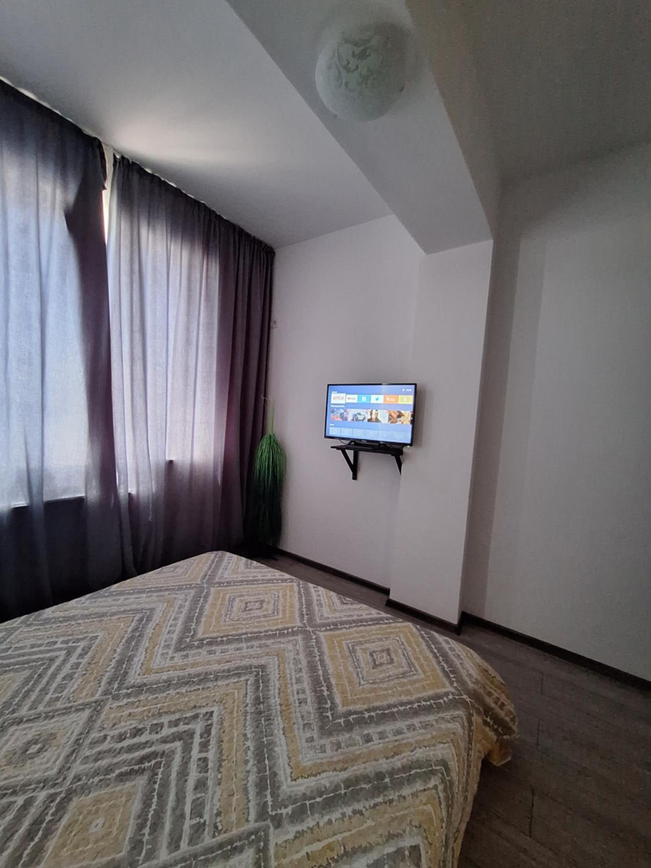 Moni apartment