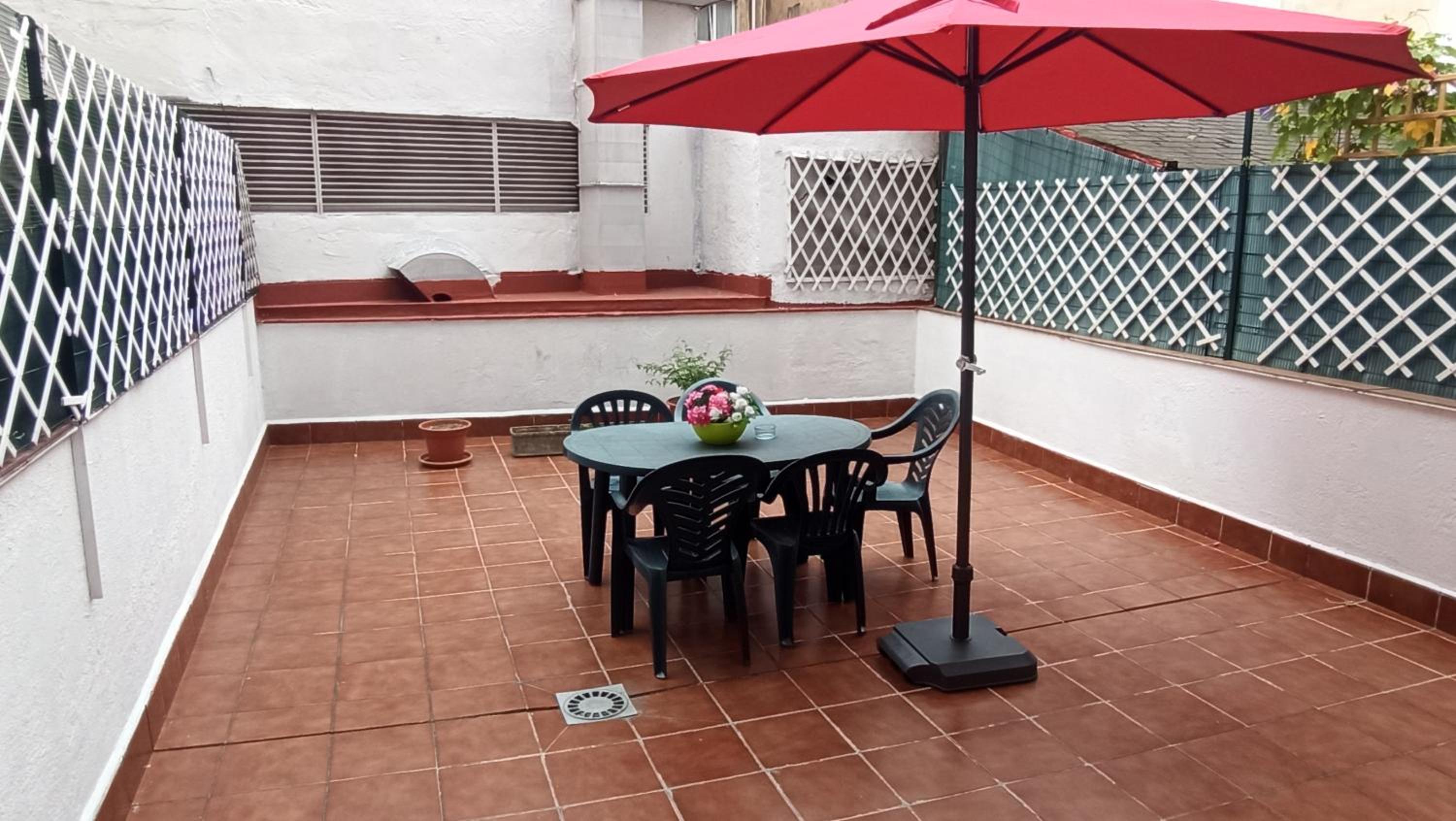 Centro GASCONA-CAMPOAMOR con terraza privada, garaje y wifi gratuito view 5