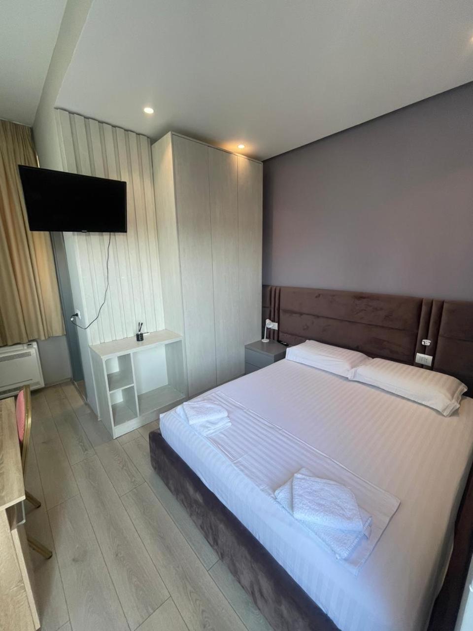Alb Studio Apartments - Easy Access to City Center