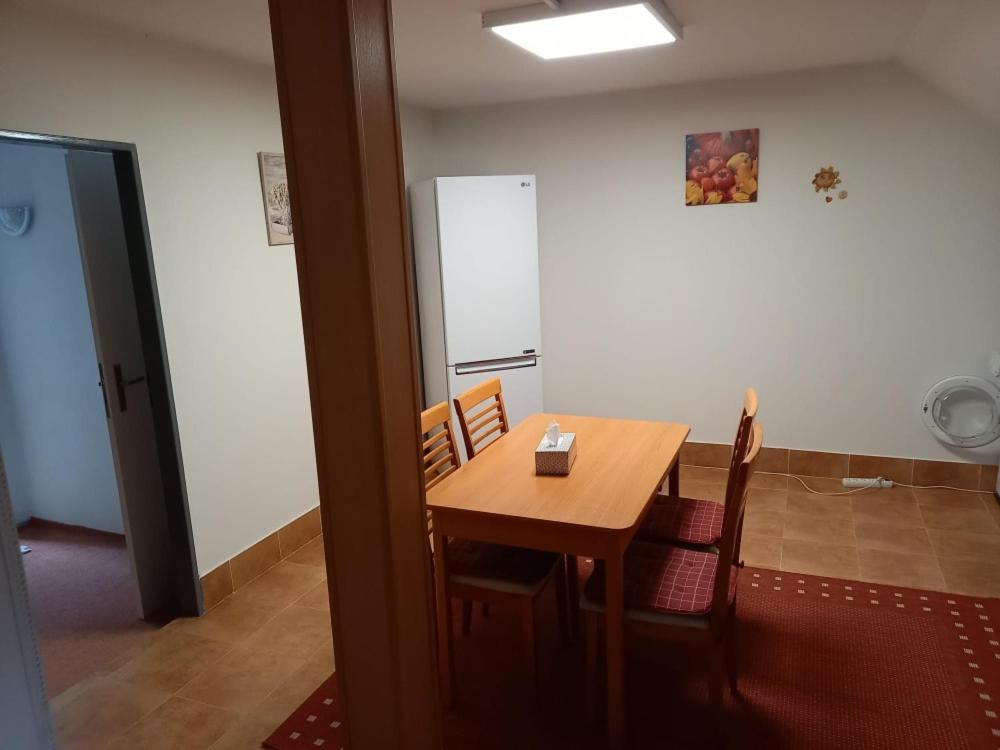 Apartmanbed