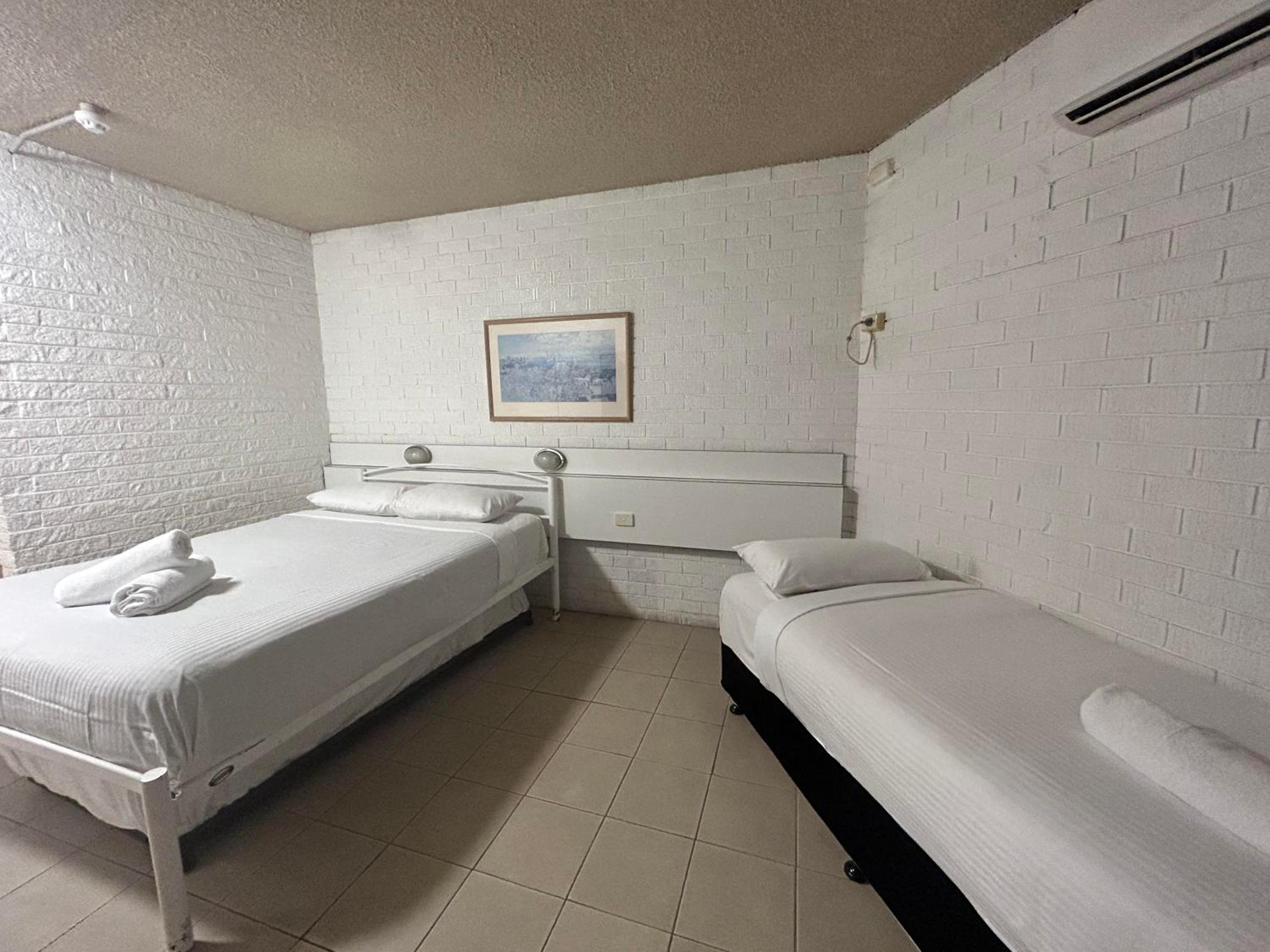 Marco Polo Motor Inn Sydney Hotel