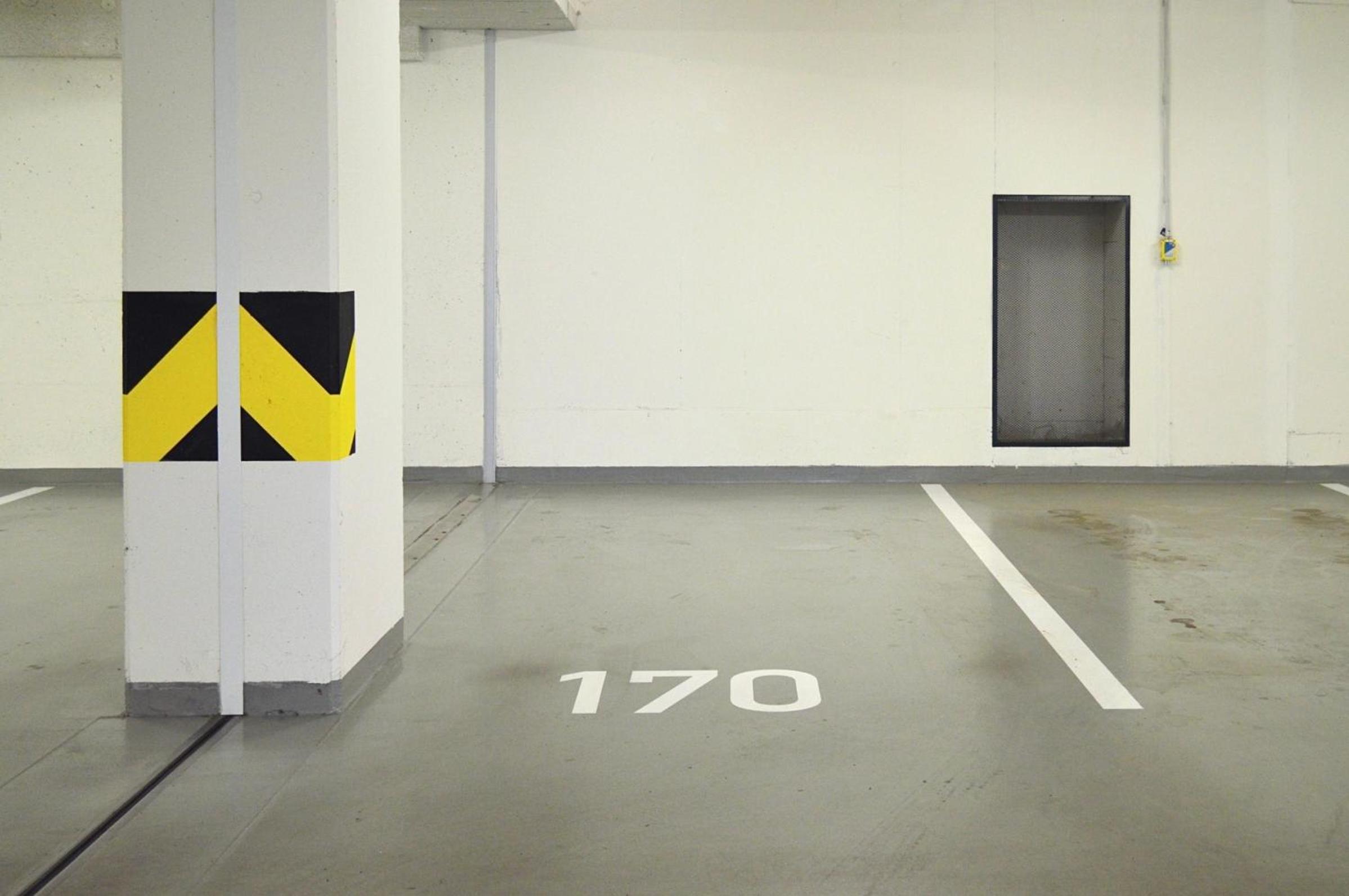 Apartment with Free Parking in Prague