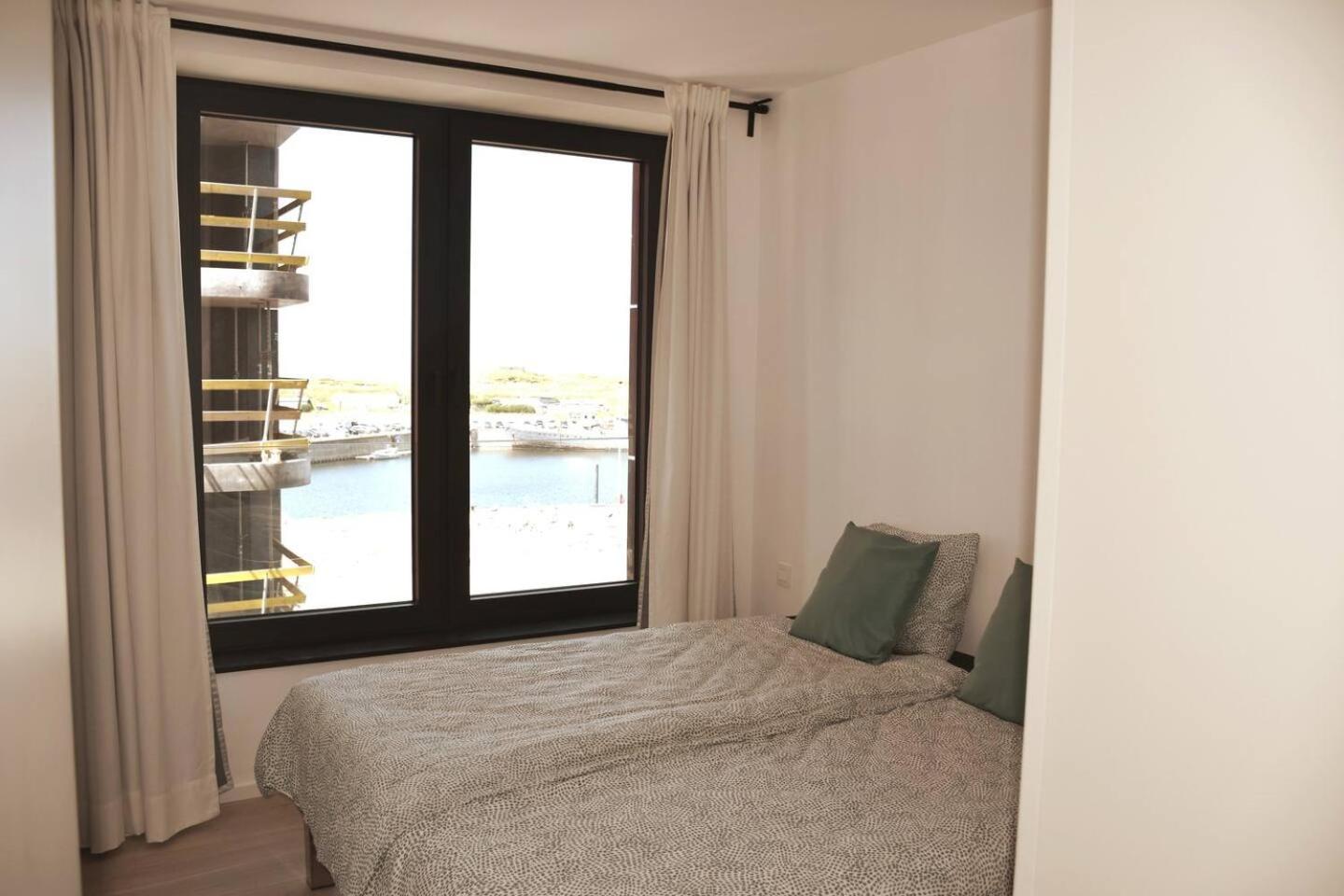 Luxueus & nieuw 2-slaapkamerappartement met garage