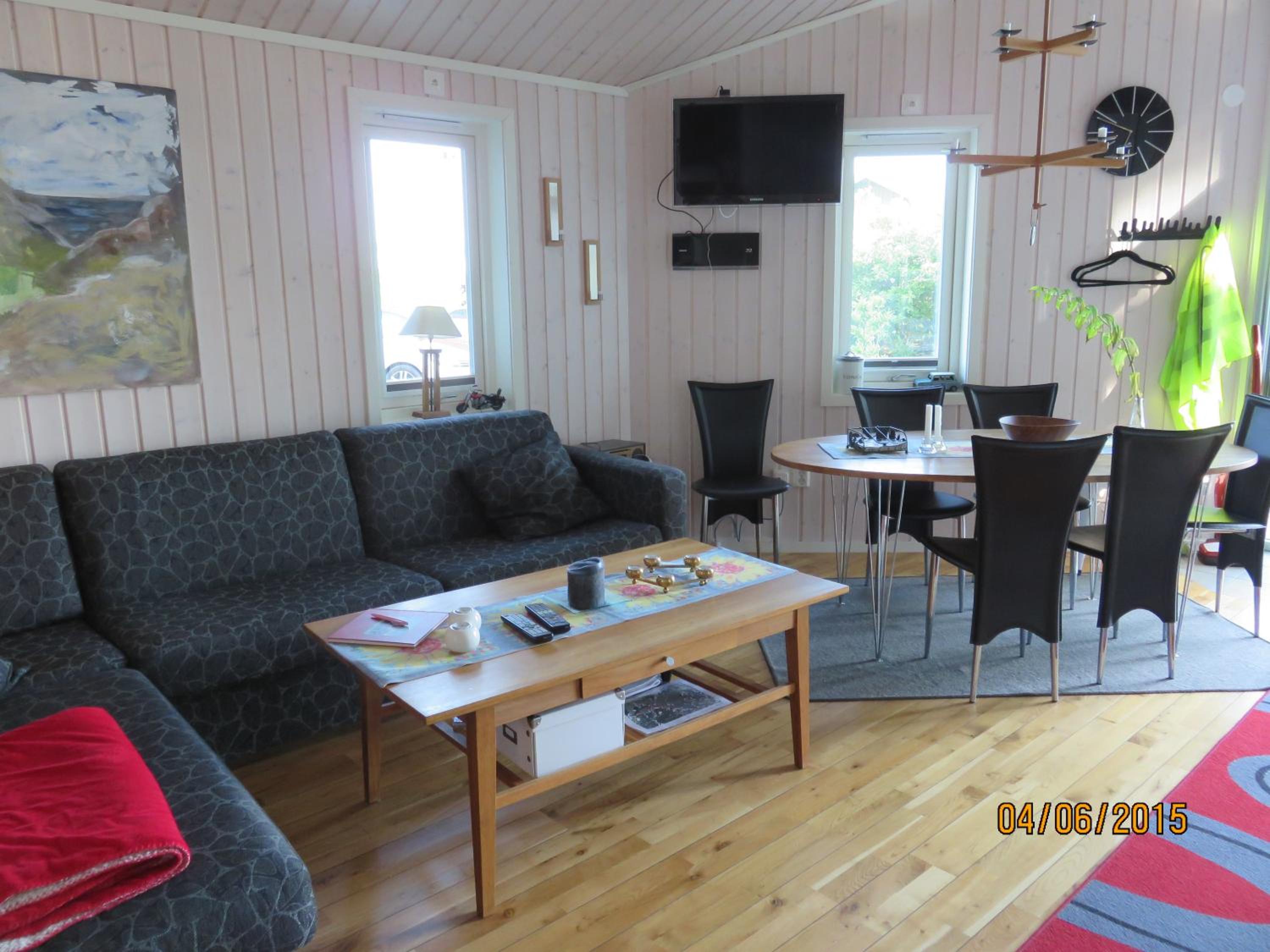 Photo 8
