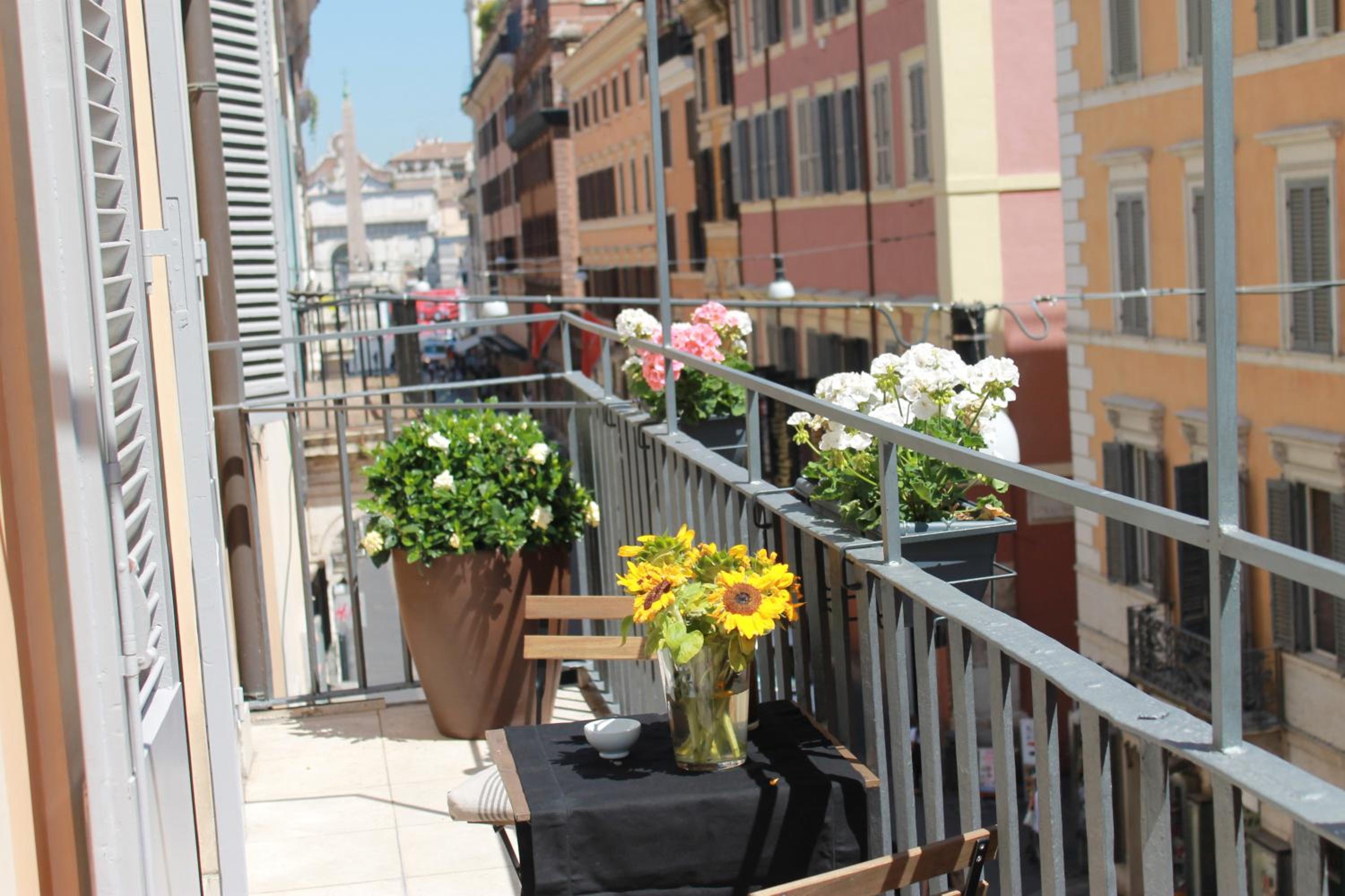 504 Corso Suites