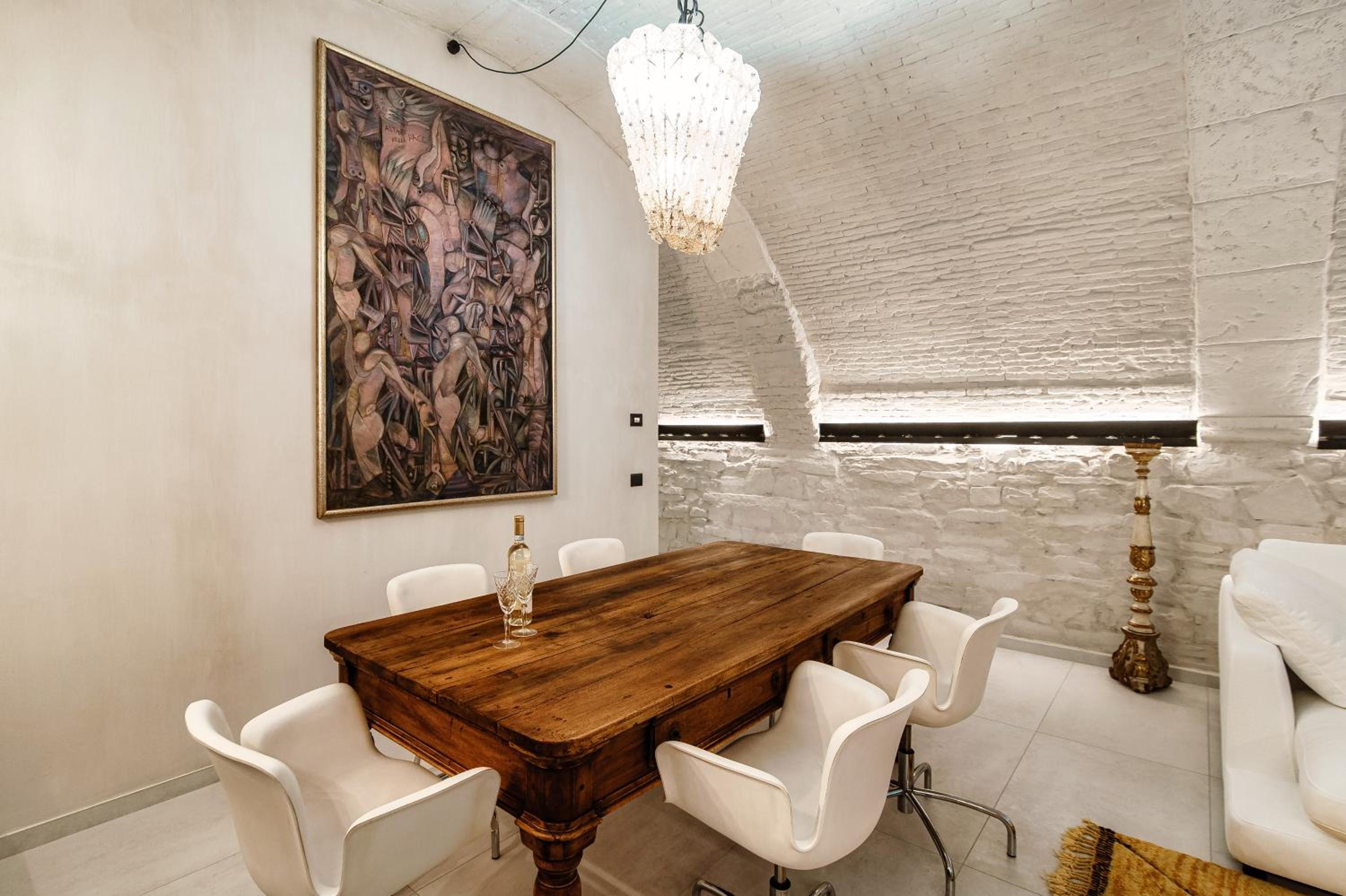 Hotel Suites Lorodellago Como - The House Of Travelers - Image 1