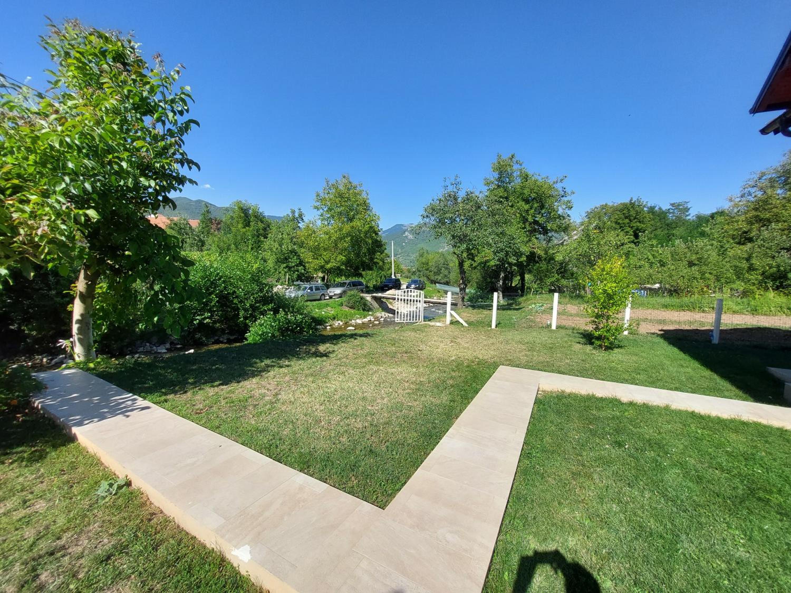 Kuća-Villa pored rijeke i jezera Čelebići Konjic