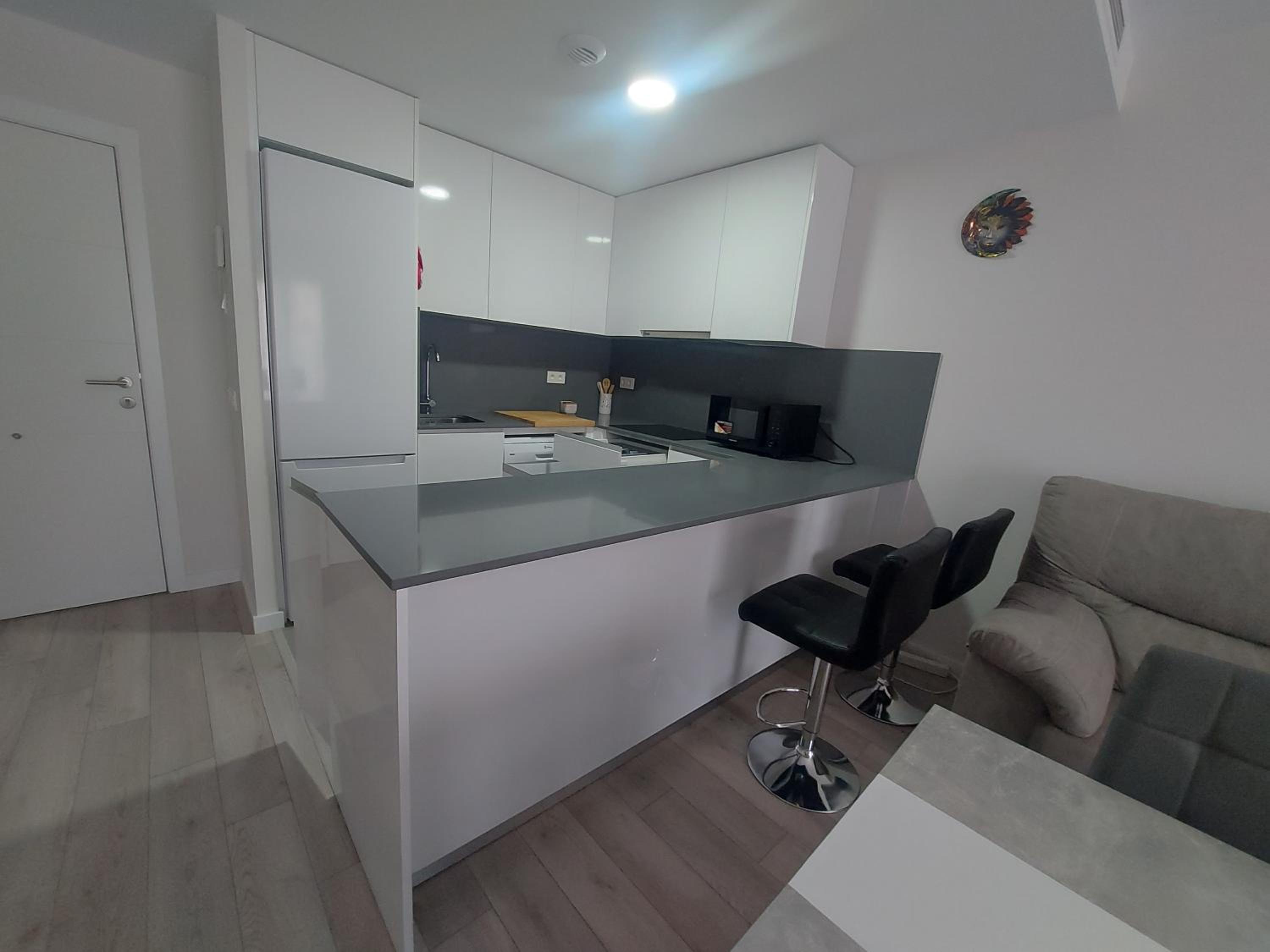 APARTAMENTO en VALLE-NIZA, ALMAYATE, BENAJARAFE, TORRE DEL MAR a 50 METROS de LA PLAYA