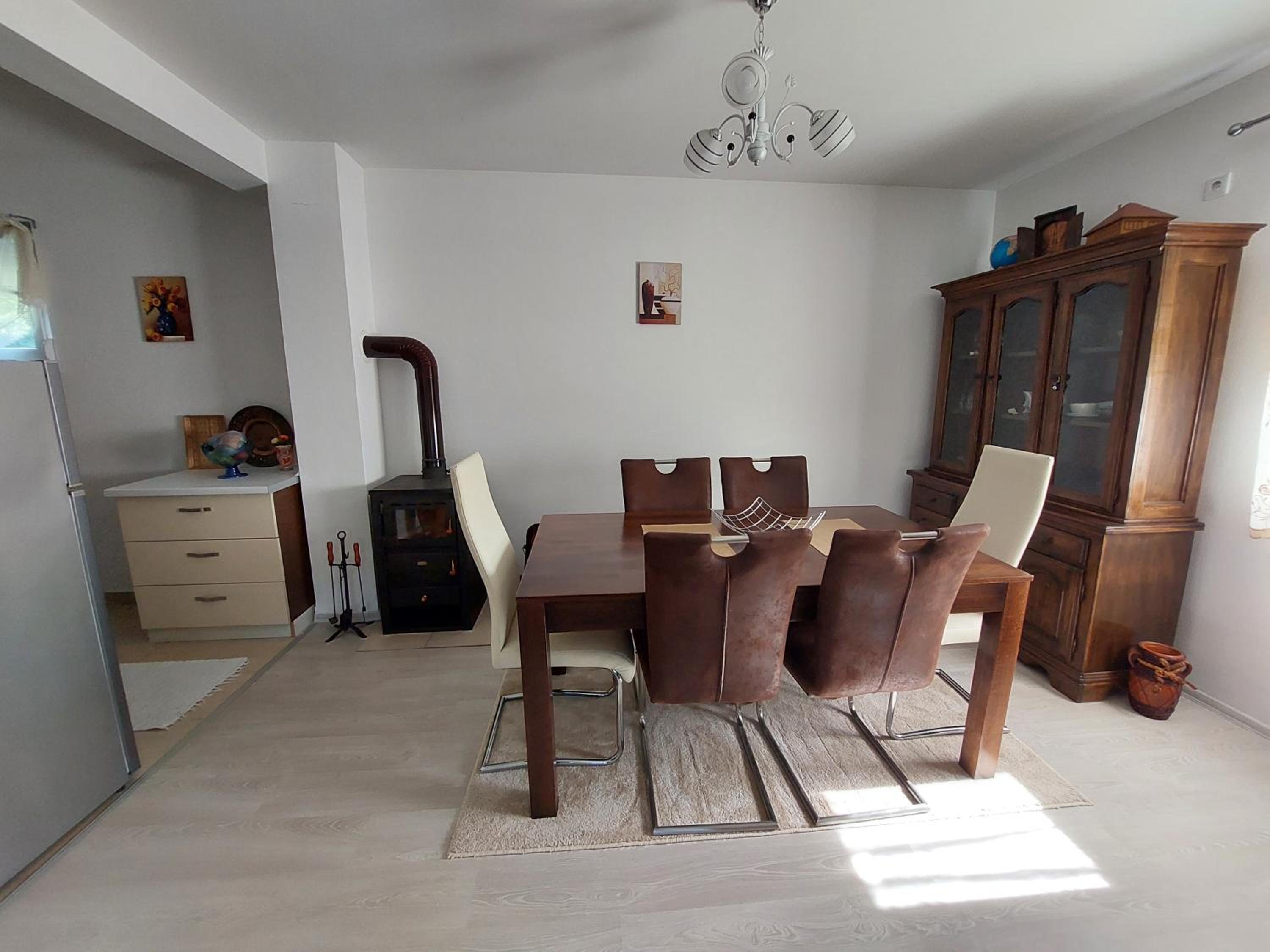 Kuća-Villa pored rijeke i jezera Čelebići Konjic