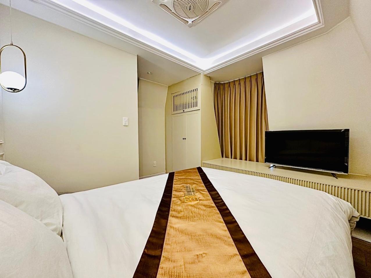 The Hideout Serviced Apartment