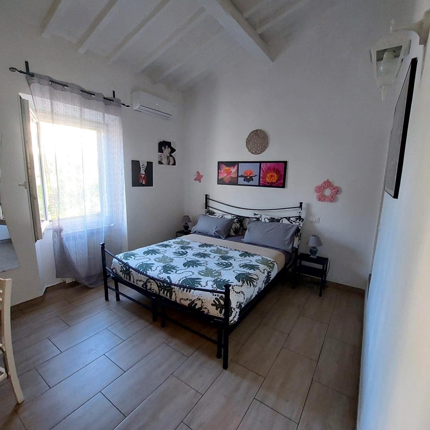 B & B Eliana