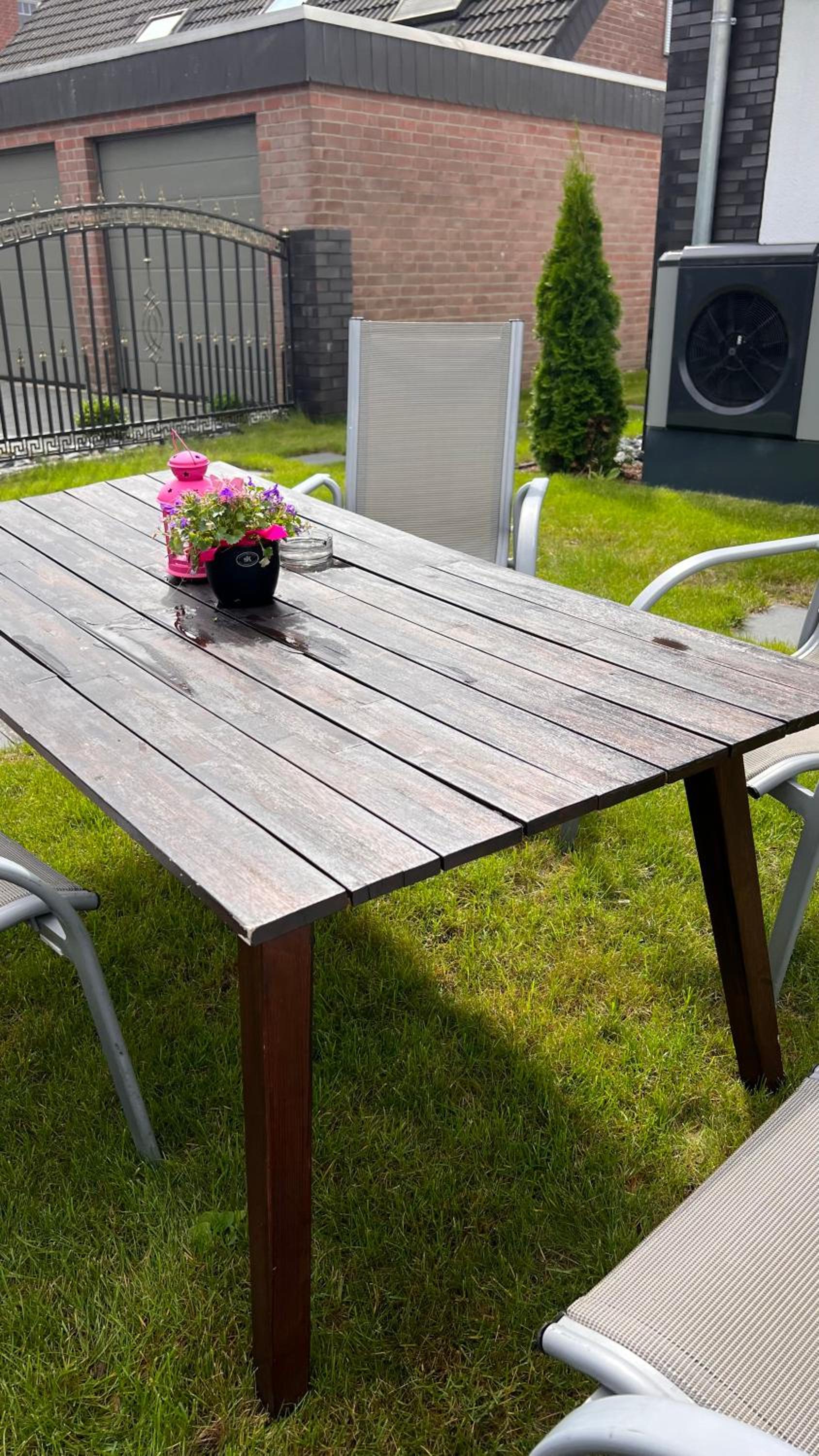 RelaxDays-Apartments 2 GARTEN und POOL- Mitbenutzung, kostenloser Parkplatz, kontaktloser CheckIn, WiFi mit SmartTV